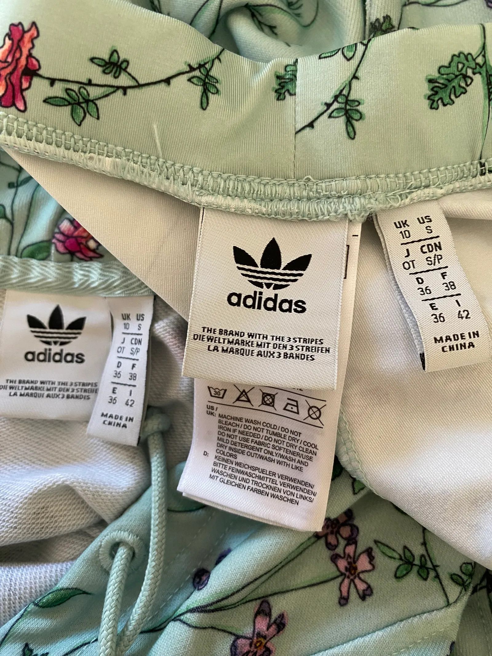 Adidas Adidas Det med hoodie och tights Dress Size XS / US 0-2 / IT 36-38 - 2 Thumbnail