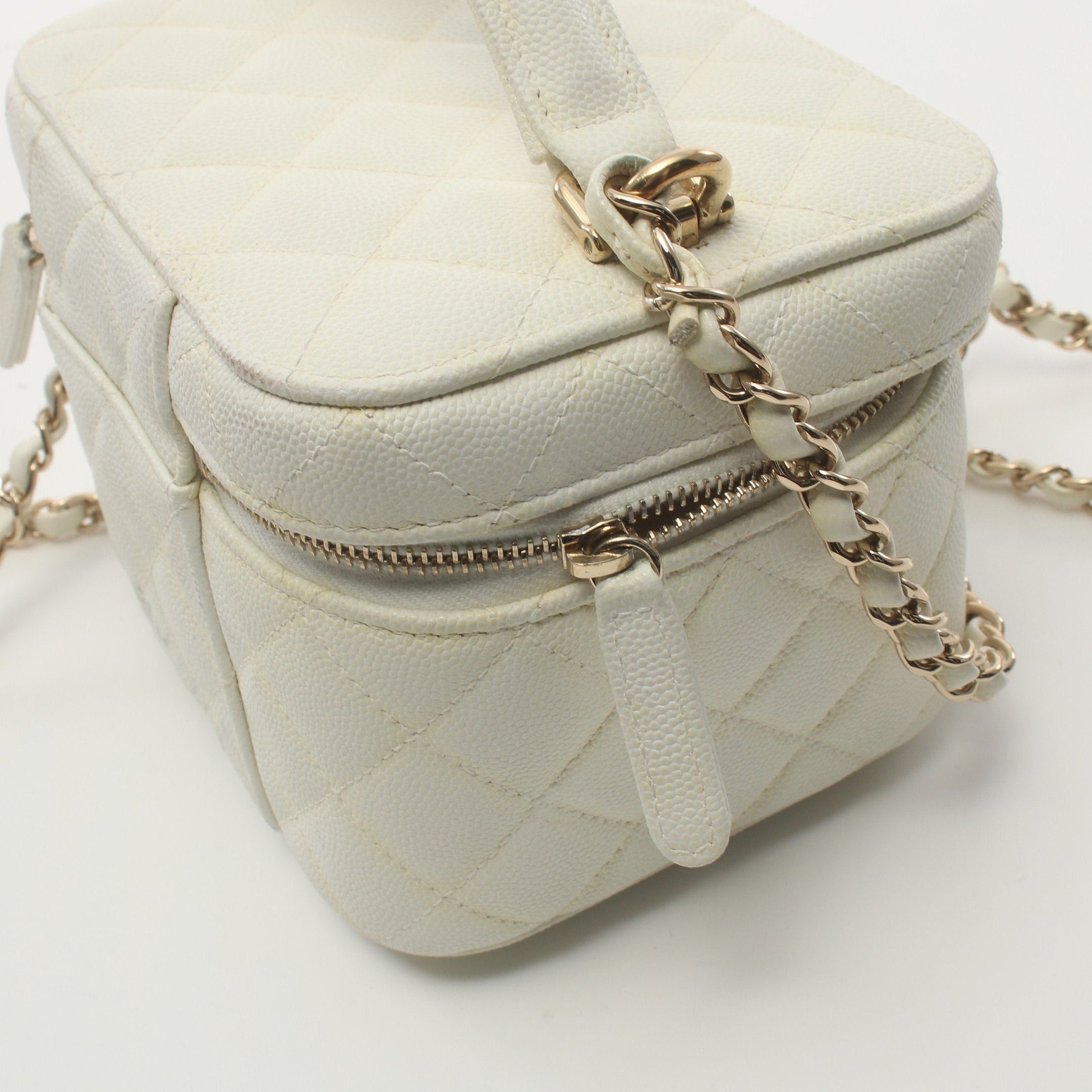 Chanel Chanel Matelasse Handbag Vanity Bag Caviar Skin White Gold Hardware Size ONE SIZE - 6 Thumbnail