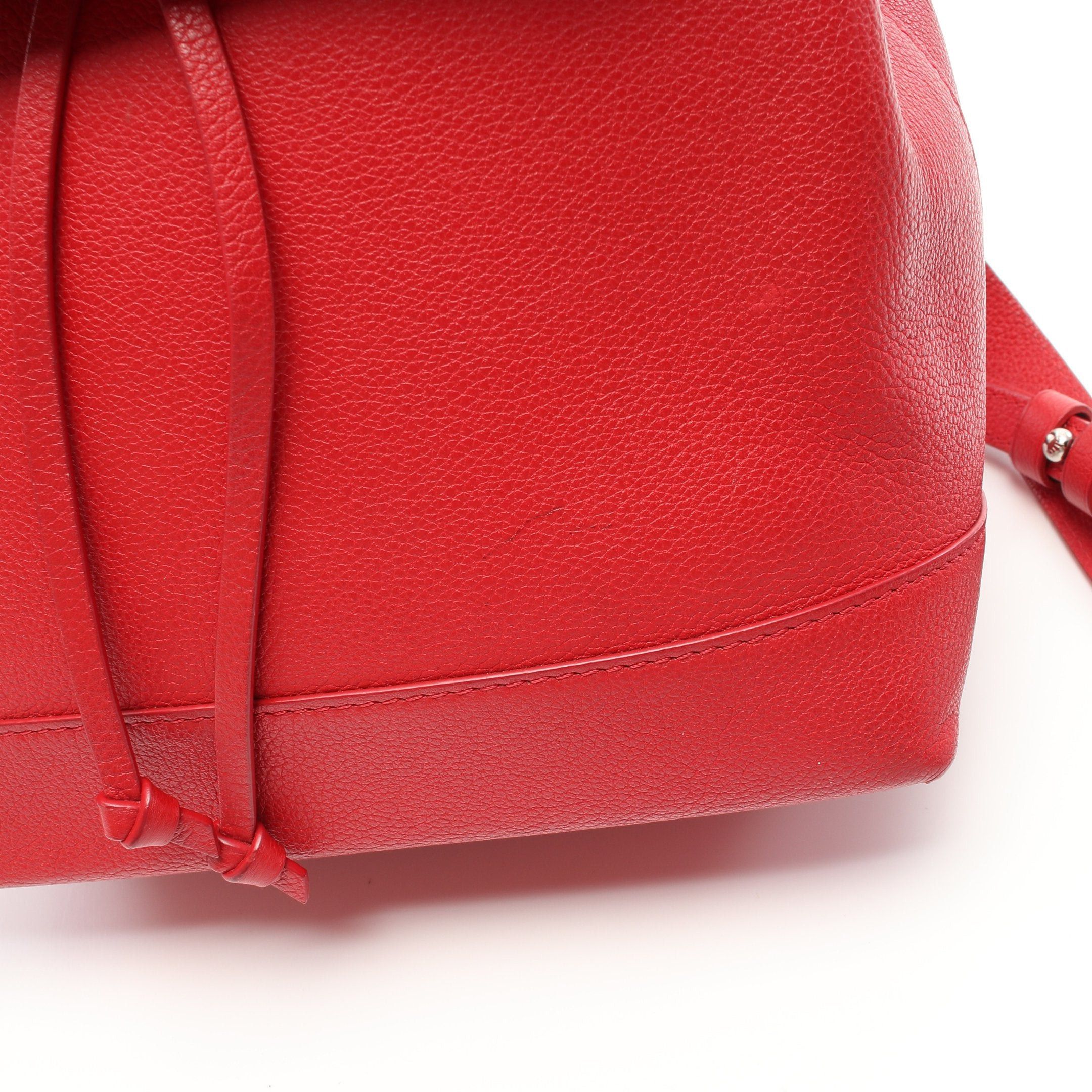 Louis Vuitton Louis Vuitton Rock Me Backpack Ruby Rucksack Taurillon Leather Red Size ONE SIZE - 10 Thumbnail