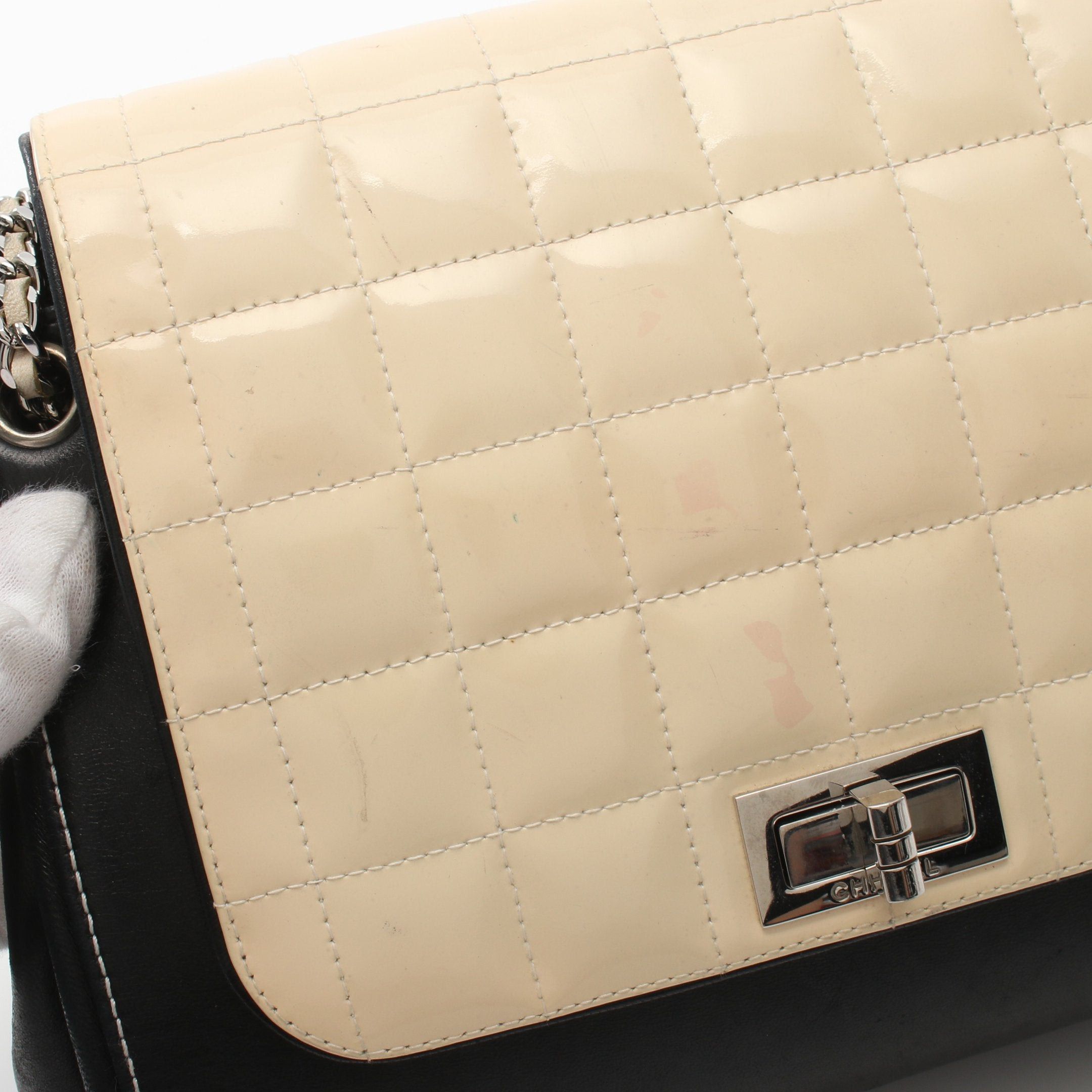 Chanel Chanel 2.55 Chocolate Bar Double Chain Shoulder Bag Lambskin Patent Leather Black Light Beige Silver Hardware Size ONE SIZE - 6 Thumbnail