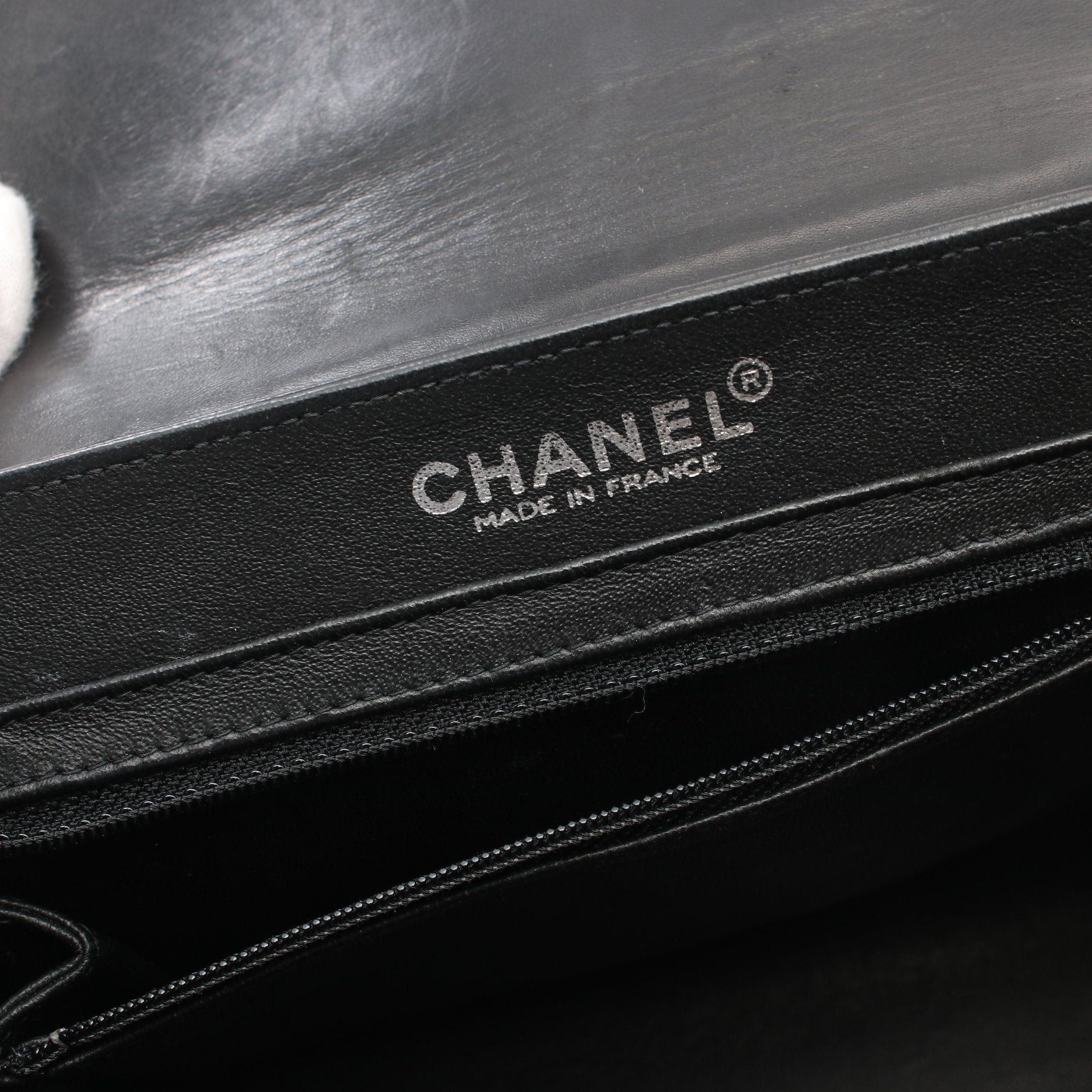 Chanel Chanel 2.55 Chocolate Bar Double Chain Shoulder Bag Lambskin Patent Leather Black Light Beige Silver Hardware Size ONE SIZE - 4 Thumbnail