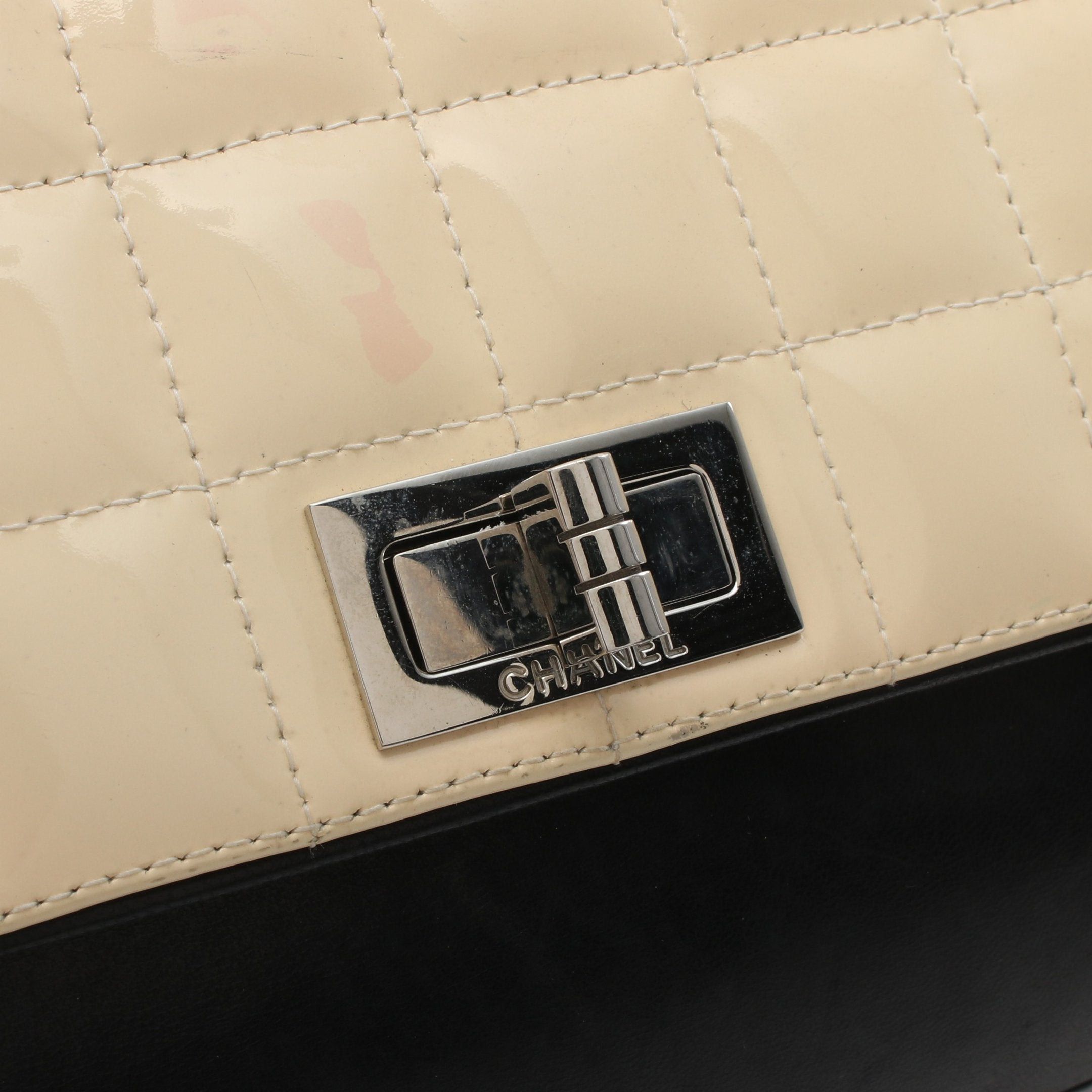 Chanel Chanel 2.55 Chocolate Bar Double Chain Shoulder Bag Lambskin Patent Leather Black Light Beige Silver Hardware Size ONE SIZE - 10 Thumbnail