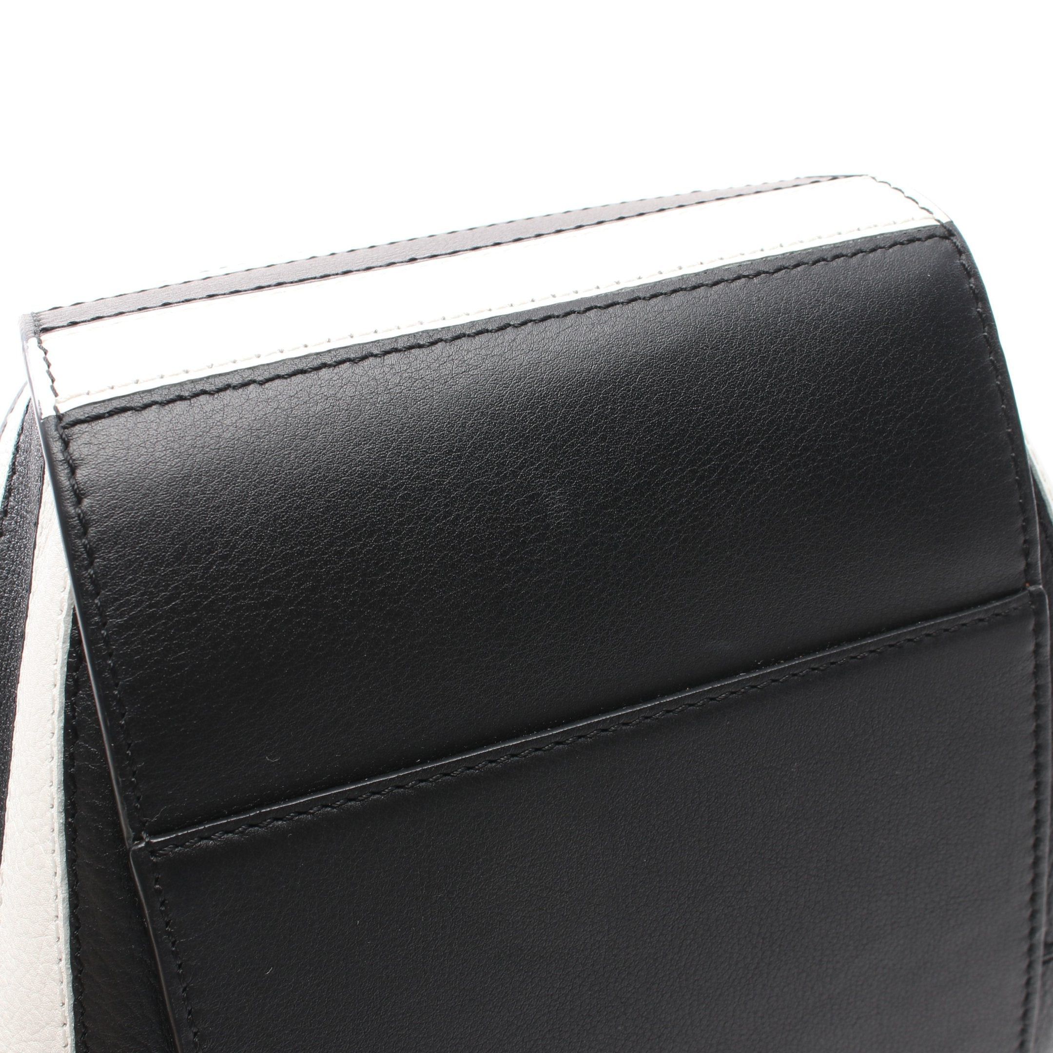 Loewe Loewe Hammock Small Marin Marine Handbag Leather Light Brown Black White Size ONE SIZE - 5 Thumbnail