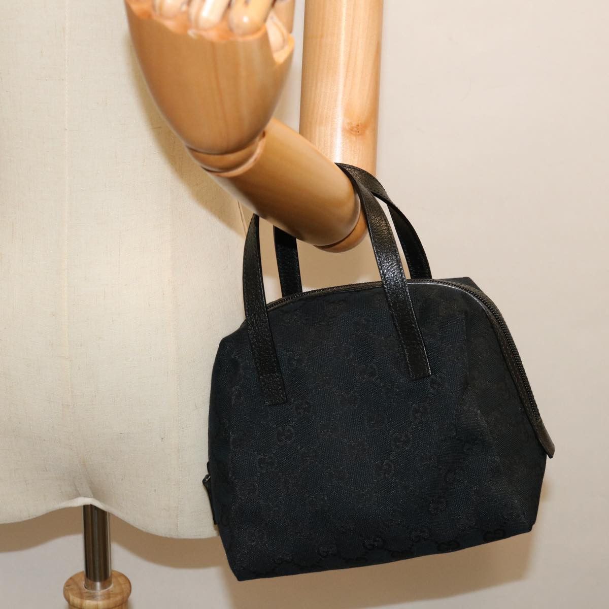 Gucci Gg Canvas Black Canvas Handbag (Pre-Owned) Size ONE SIZE - 7 Thumbnail