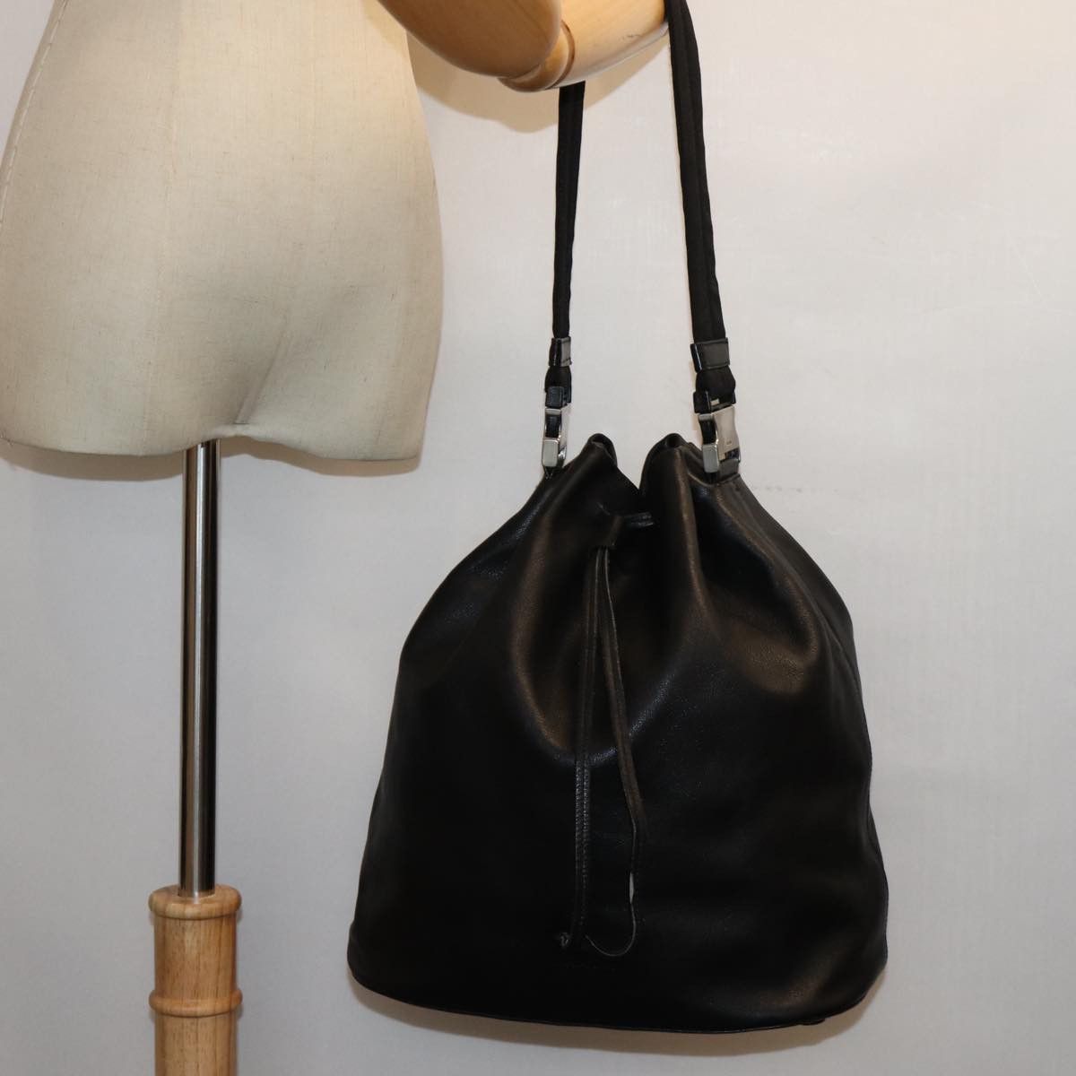 Prada Black Leather Shoulder Bag (Pre-Owned) Size ONE SIZE - 7 Thumbnail
