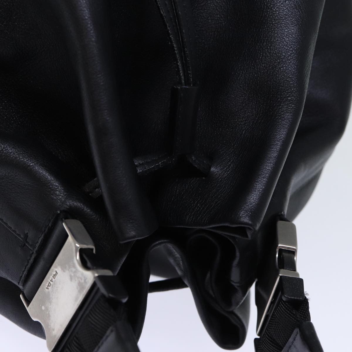 Prada Black Leather Shoulder Bag (Pre-Owned) Size ONE SIZE - 4 Thumbnail