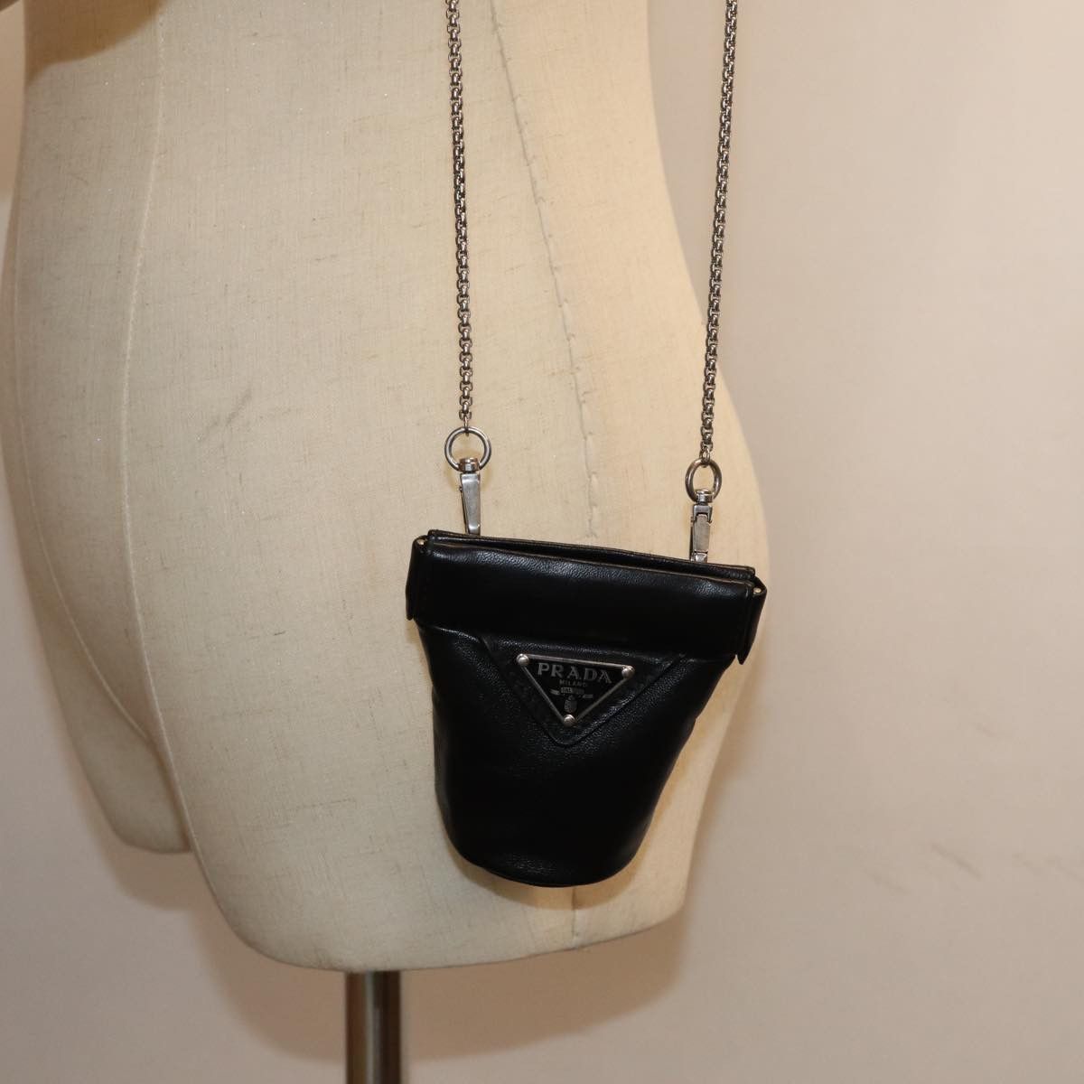 Prada Saffiano Black Leather Shoulder Bag (Pre-Owned) Size ONE SIZE - 7 Thumbnail