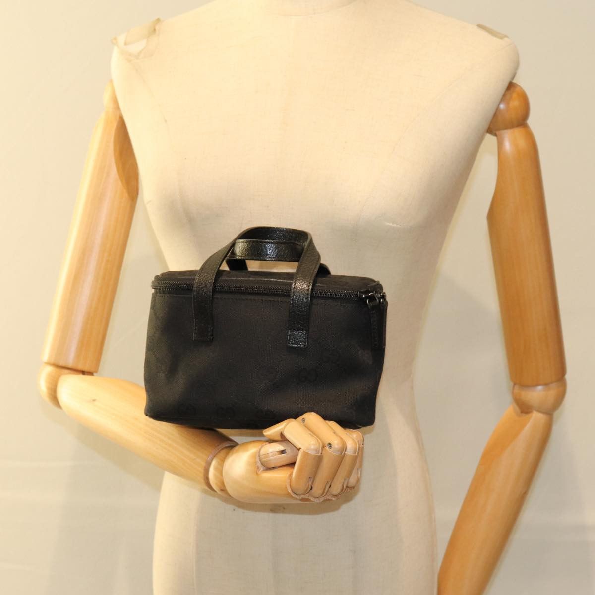 Gucci Vanity Black Canvas Clutch Bag (Pre-Owned) Size ONE SIZE - 7 Thumbnail