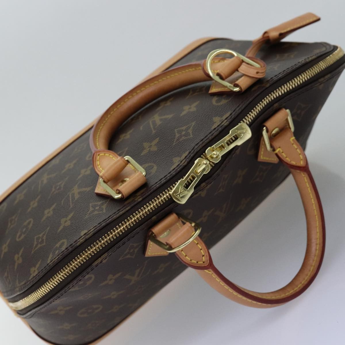 Louis Vuitton Alma Brown Canvas Handbag (Pre-Owned) Size ONE SIZE - 4 Thumbnail