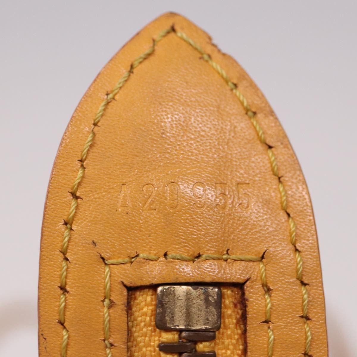 Louis Vuitton Saint Jacques Yellow Leather Shoulder Bag (Pre-Owned) Size ONE SIZE - 6 Thumbnail
