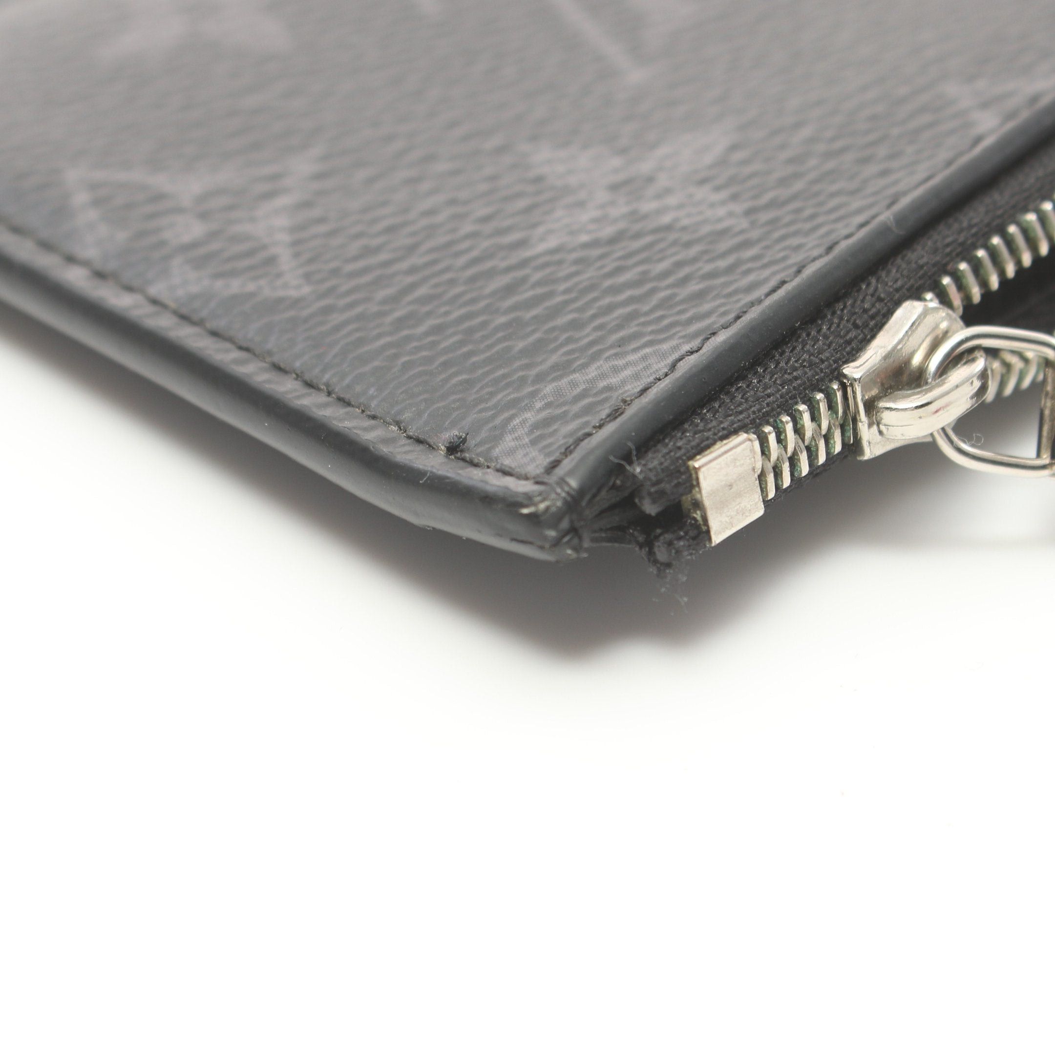 Louis Vuitton Louis Vuitton Coin Card Holder Taigarama Noir Purse Leather Black Size ONE SIZE - 6 Thumbnail