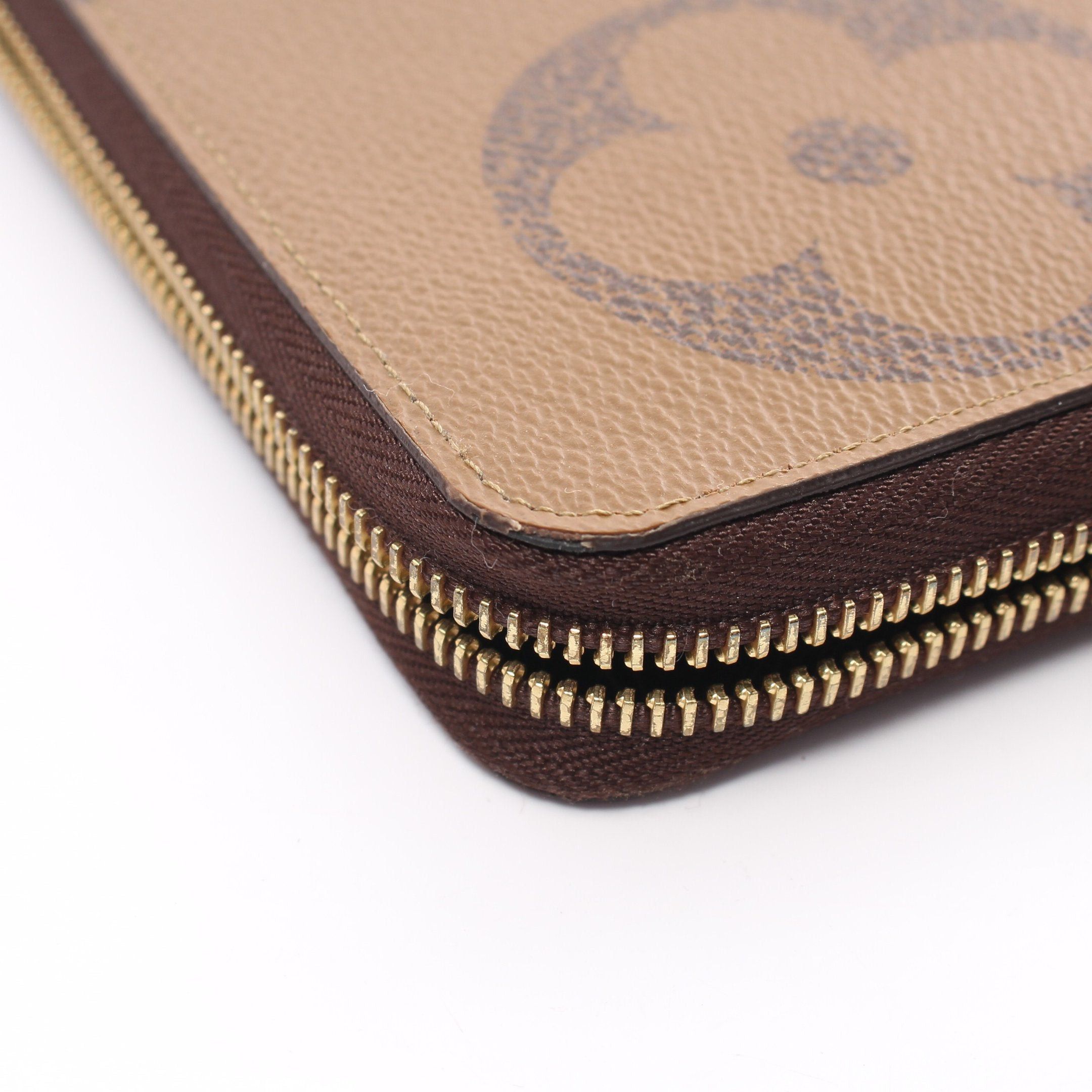 Louis Vuitton Louis Vuitton Zippy Wallet Monogram Giant Reverse Round Zipper Long Leather Light Brown Size ONE SIZE - 7 Thumbnail