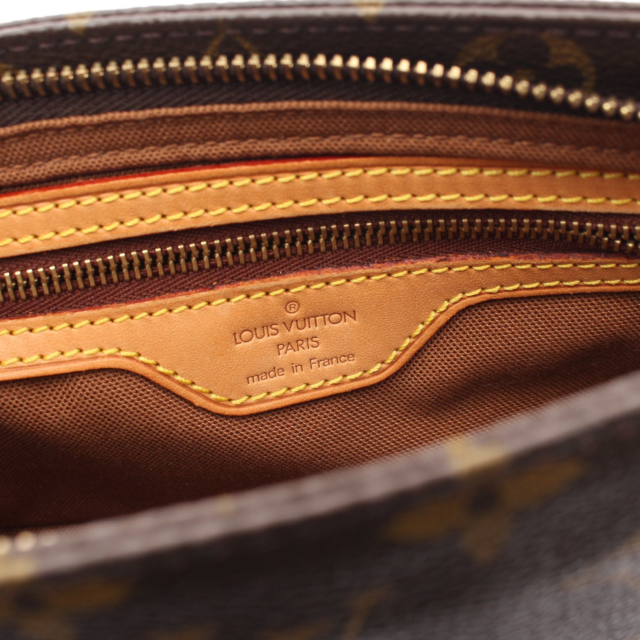 Louis Vuitton Louis Vuitton Trotteur Monogram Shoulder Bag Leather Brown Size ONE SIZE - 4 Thumbnail