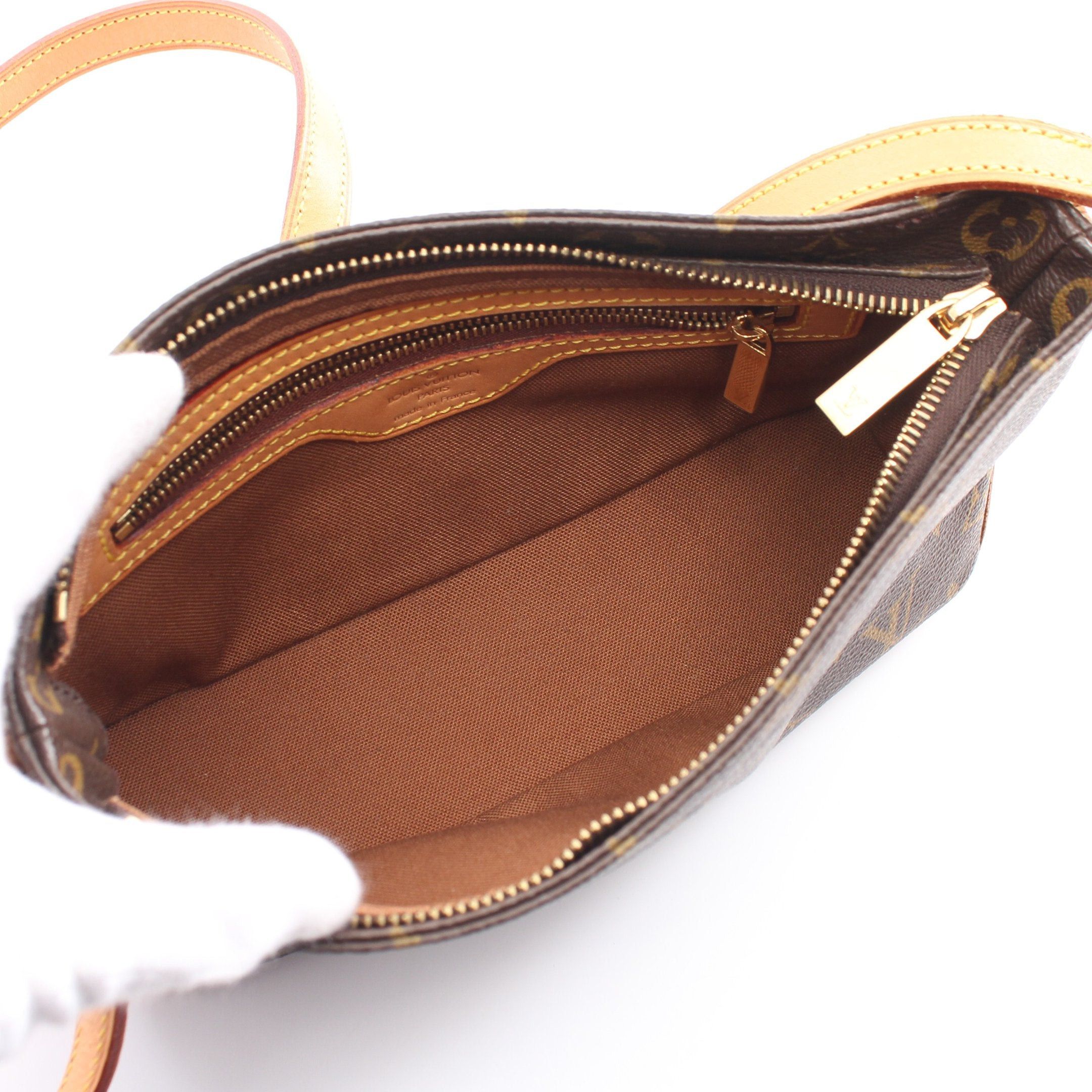 Louis Vuitton Louis Vuitton Trotteur Monogram Shoulder Bag Leather Brown Size ONE SIZE - 3 Thumbnail
