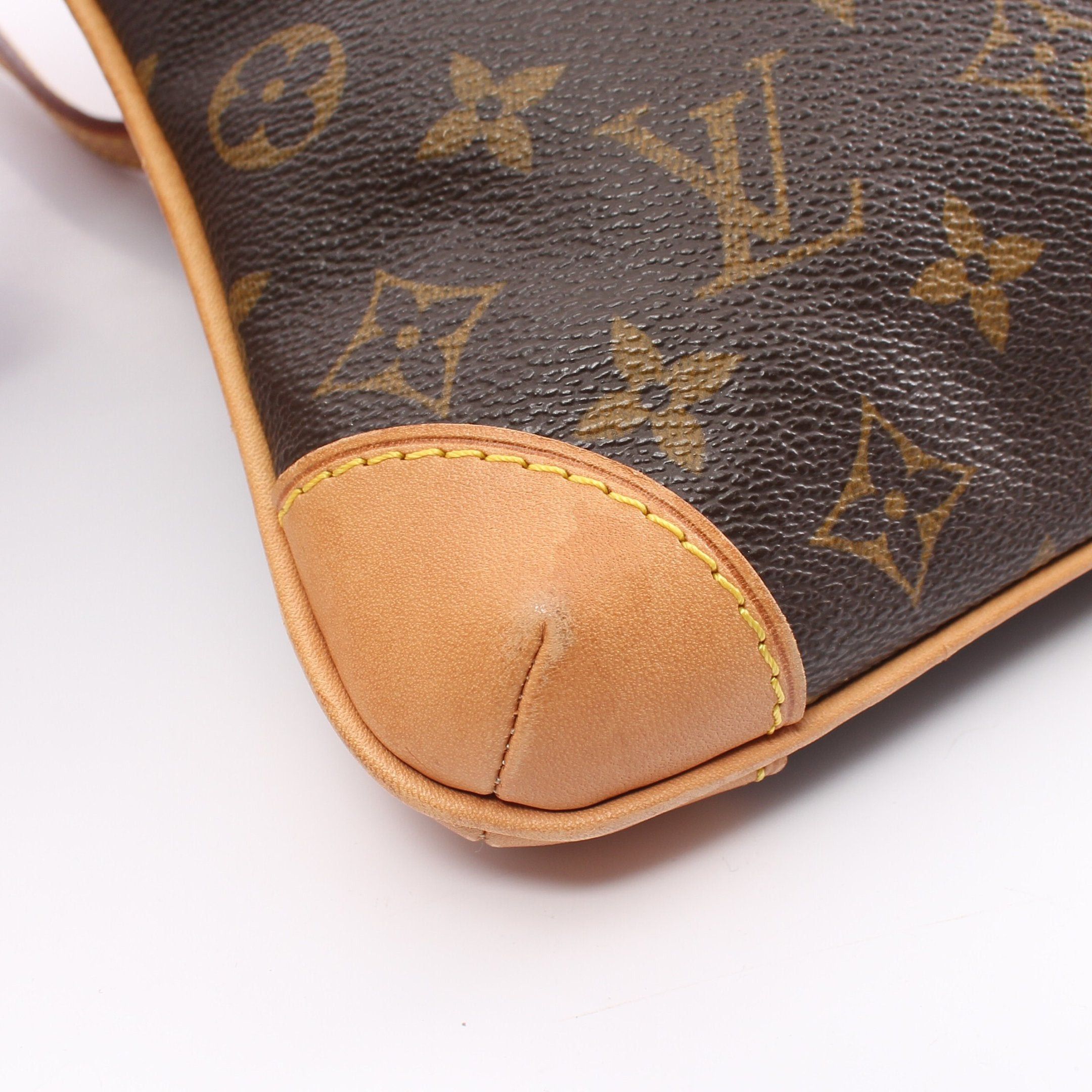 Louis Vuitton Louis Vuitton Kusan Gm Monogram Shoulder Bag Leather Brown Size ONE SIZE - 7 Thumbnail