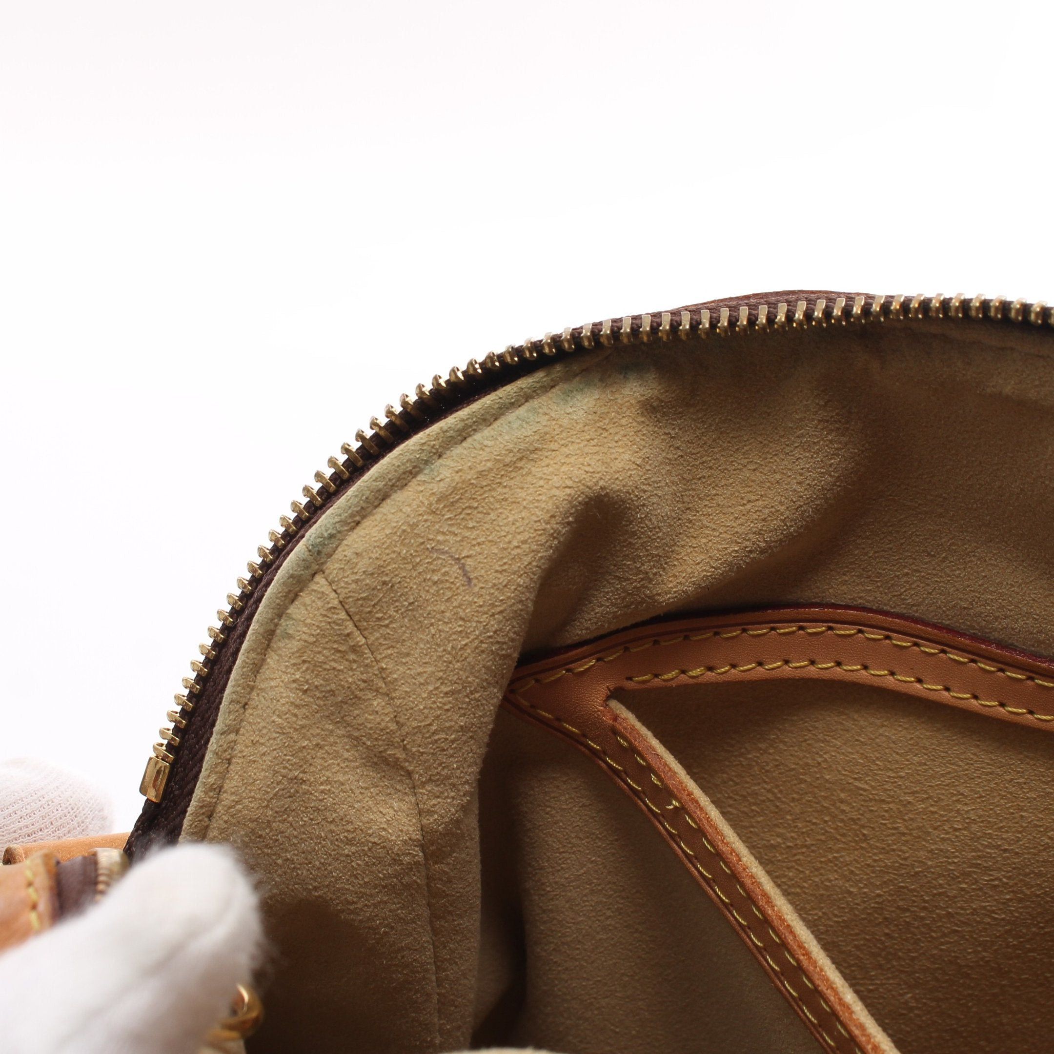 Louis Vuitton Louis Vuitton Retiro Pm Monogram Handbag Leather Brown Size ONE SIZE - 9 Thumbnail