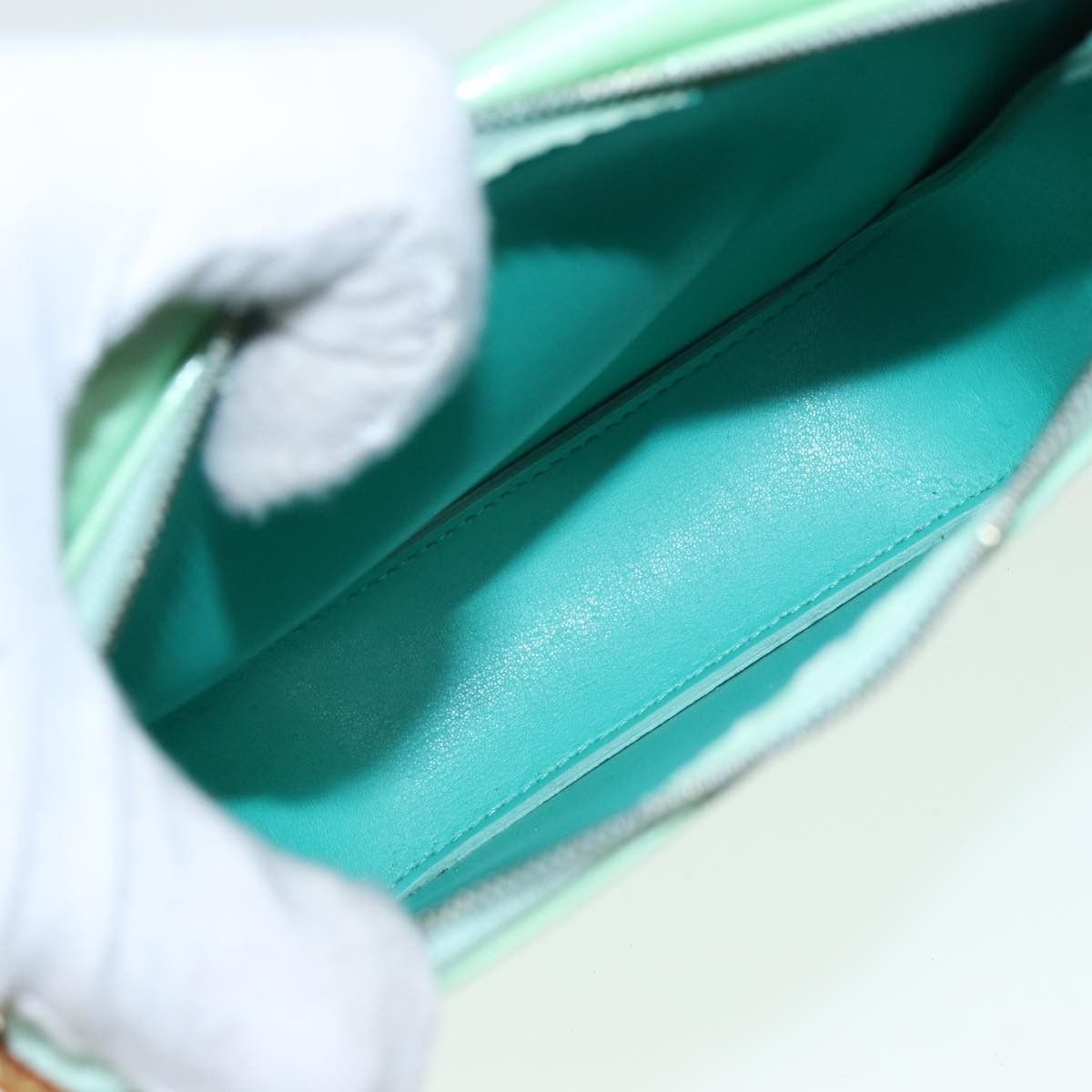 Louis Vuitton Mott Blue Patent Leather Clutch Bag (Pre-Owned) Size ONE SIZE - 5 Thumbnail