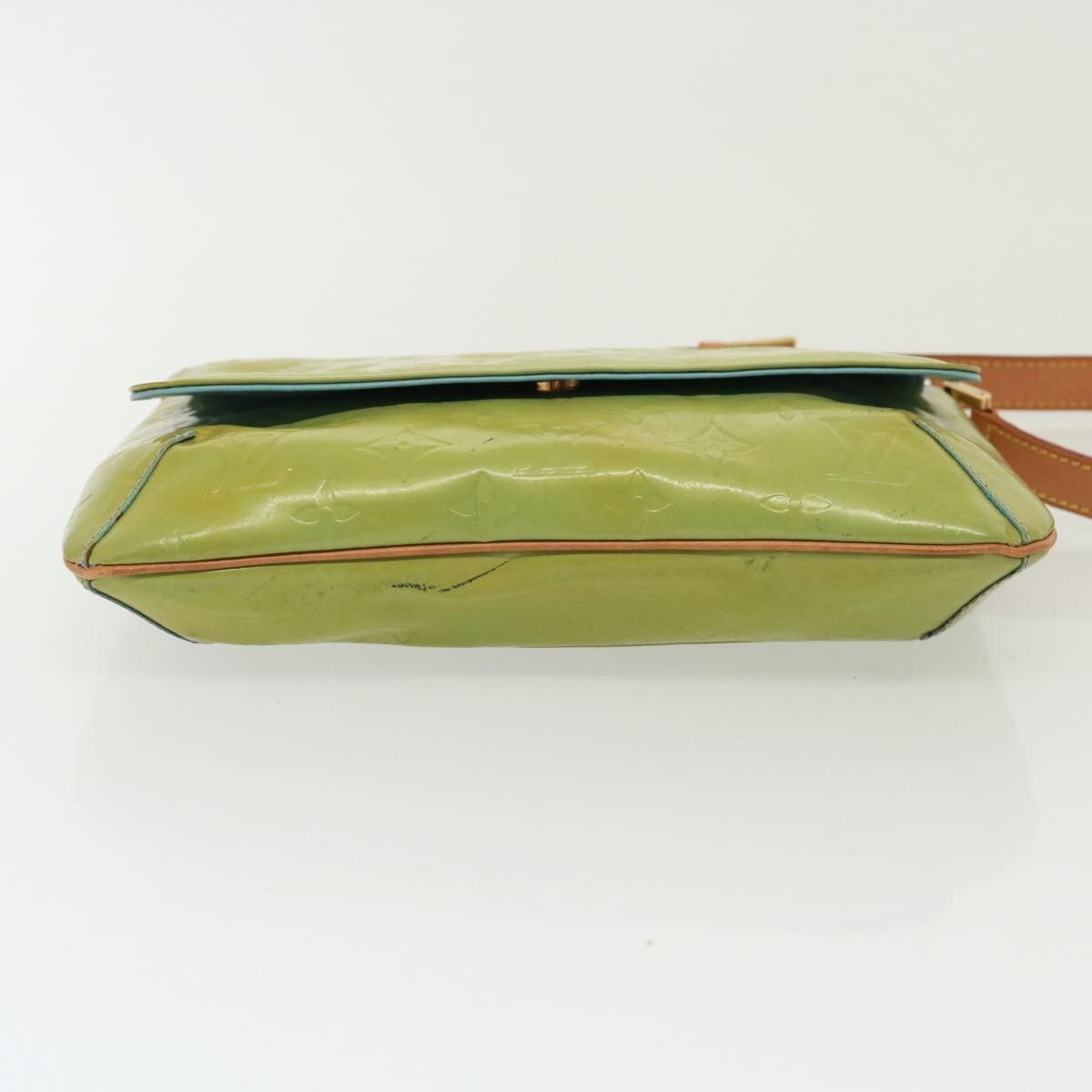Louis Vuitton Thompson Street Green Patent Leather Shoulder Bag Size ONE SIZE - 3 Thumbnail