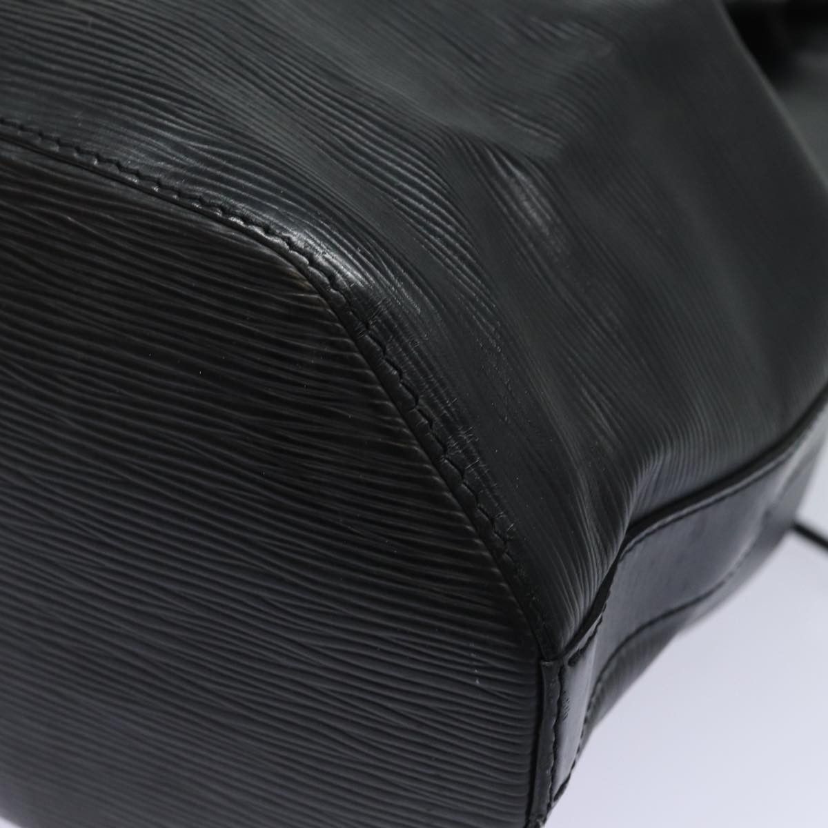 Louis Vuitton Mabillon Black Leather Shoulder Bag (Pre-Owned) Size ONE SIZE - 13 Thumbnail