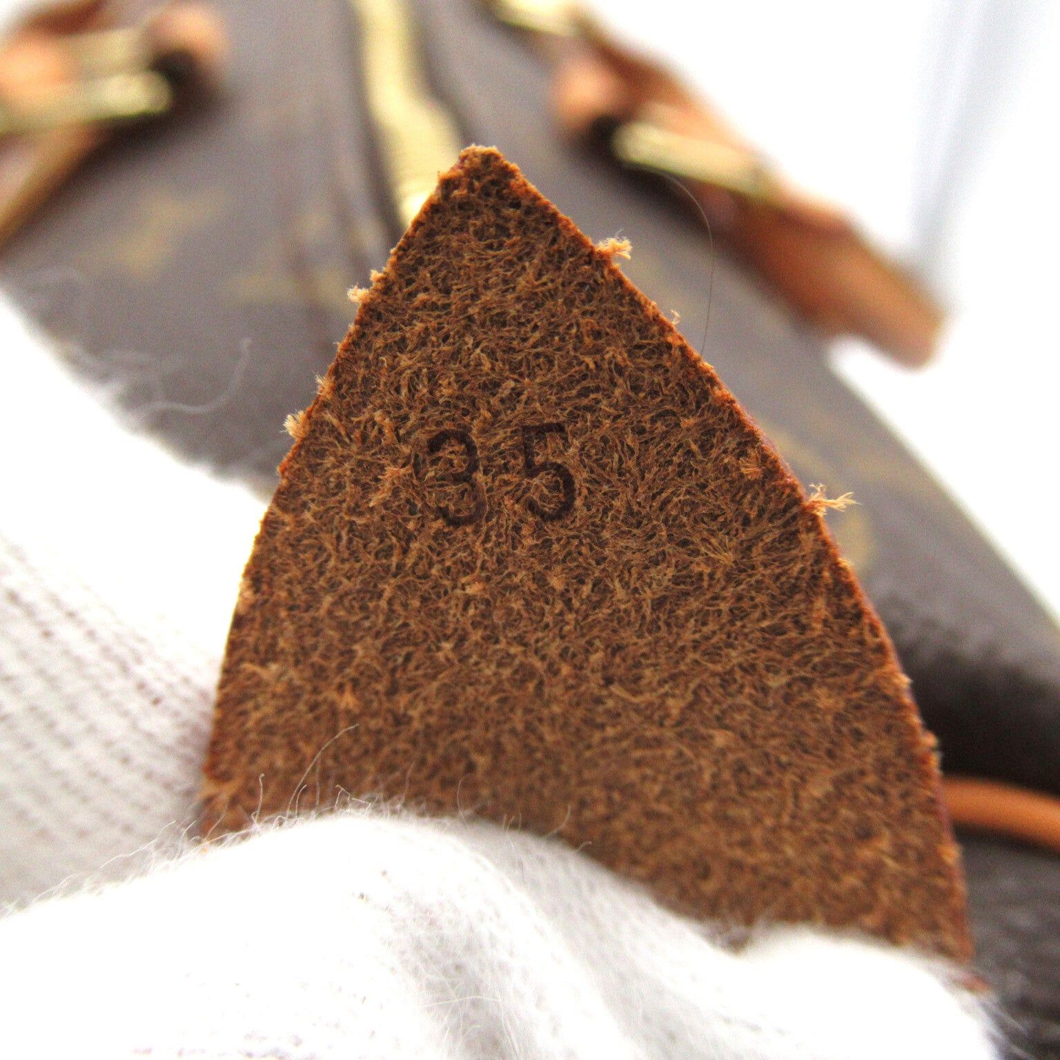 Louis Vuitton Louis Vuitton Speedy 35 Handbag Canvas Monogram Brown Size ONE SIZE - 9 Thumbnail