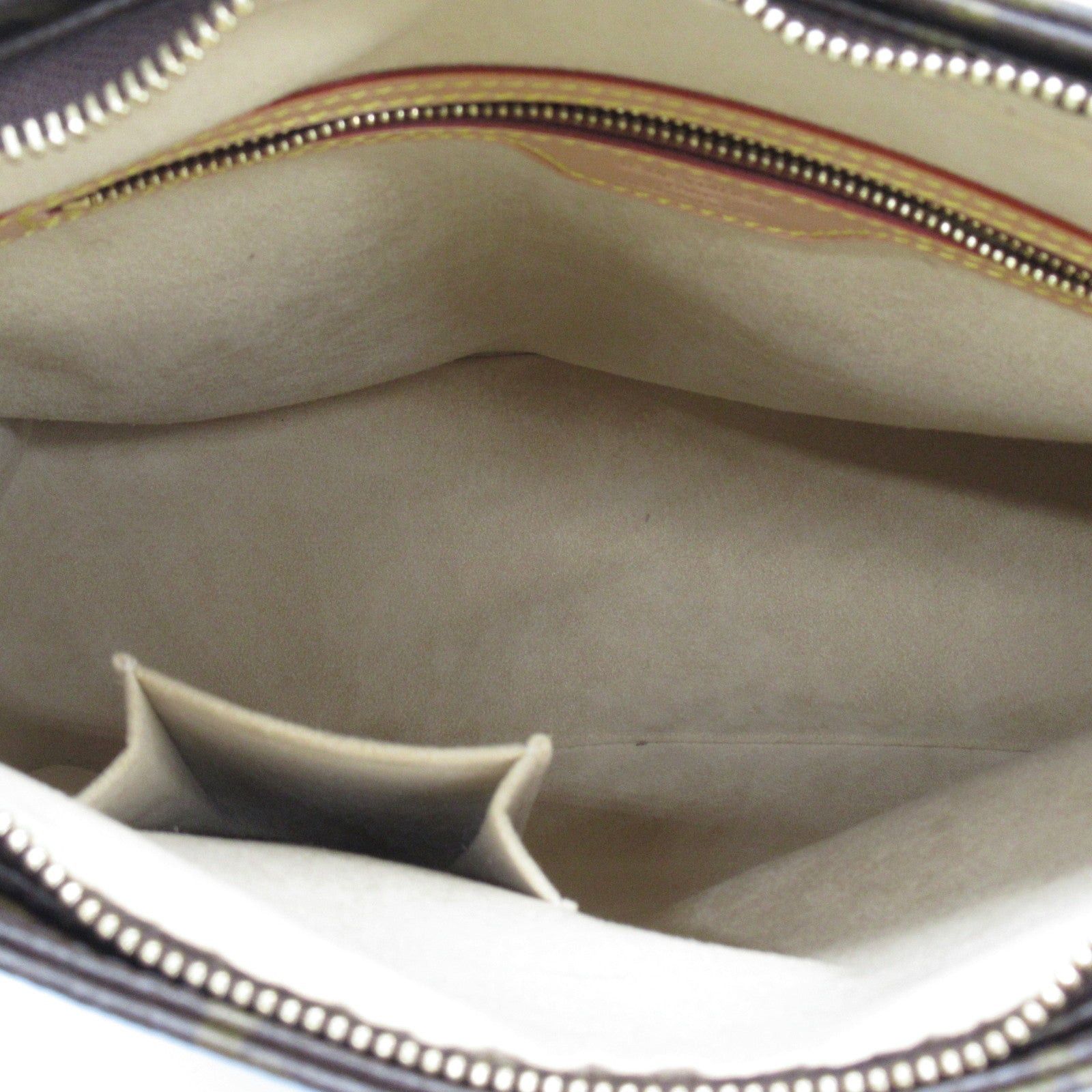 Louis Vuitton Louis Vuitton Looping Gm Shoulder Bag Coated Canvas Monogram Brown Size ONE SIZE - 9 Thumbnail