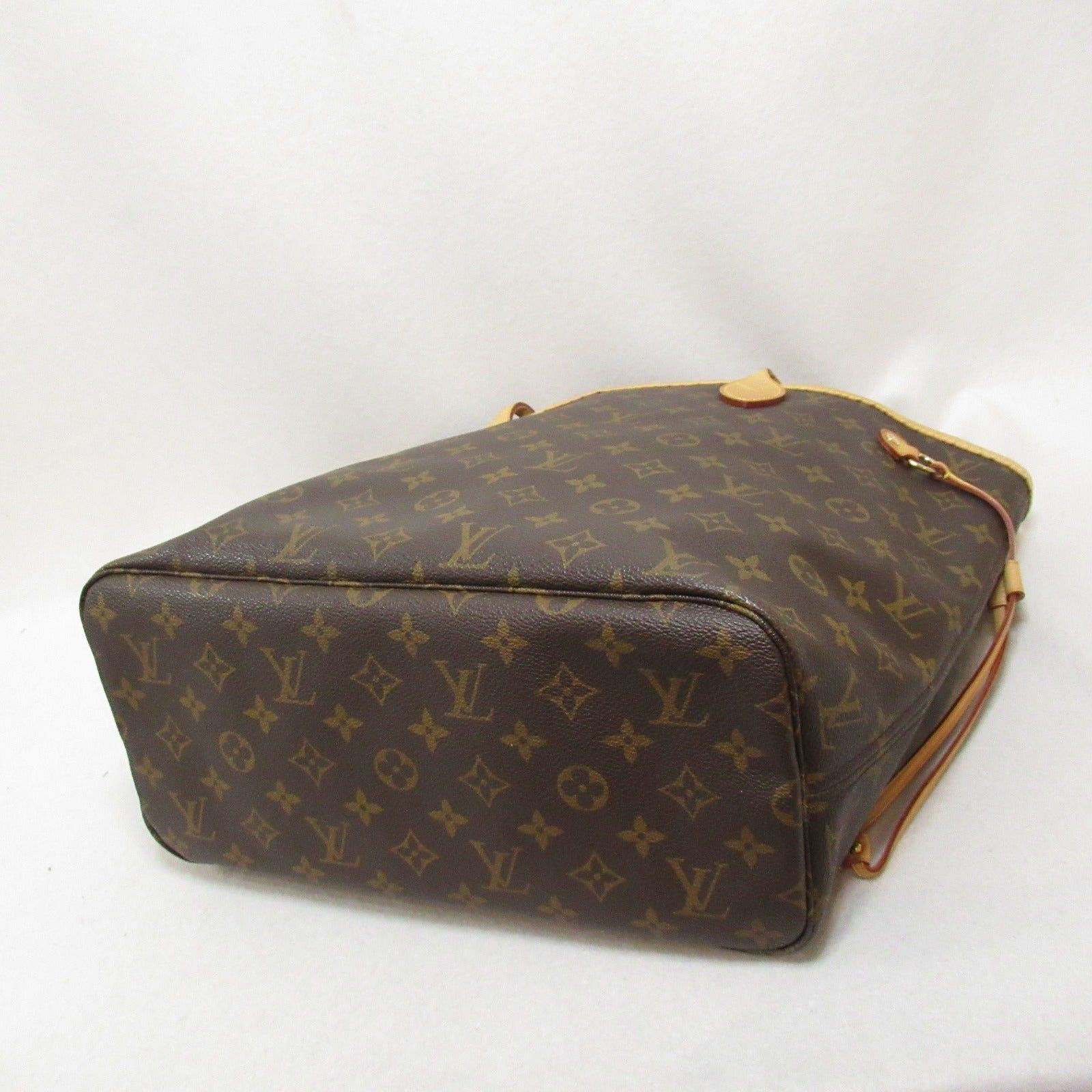 Louis Vuitton Louis Vuitton Neverfull Mm Tote Bag Handbag Coated Canvas Monogram Brown Beige Size ONE SIZE - 4 Thumbnail