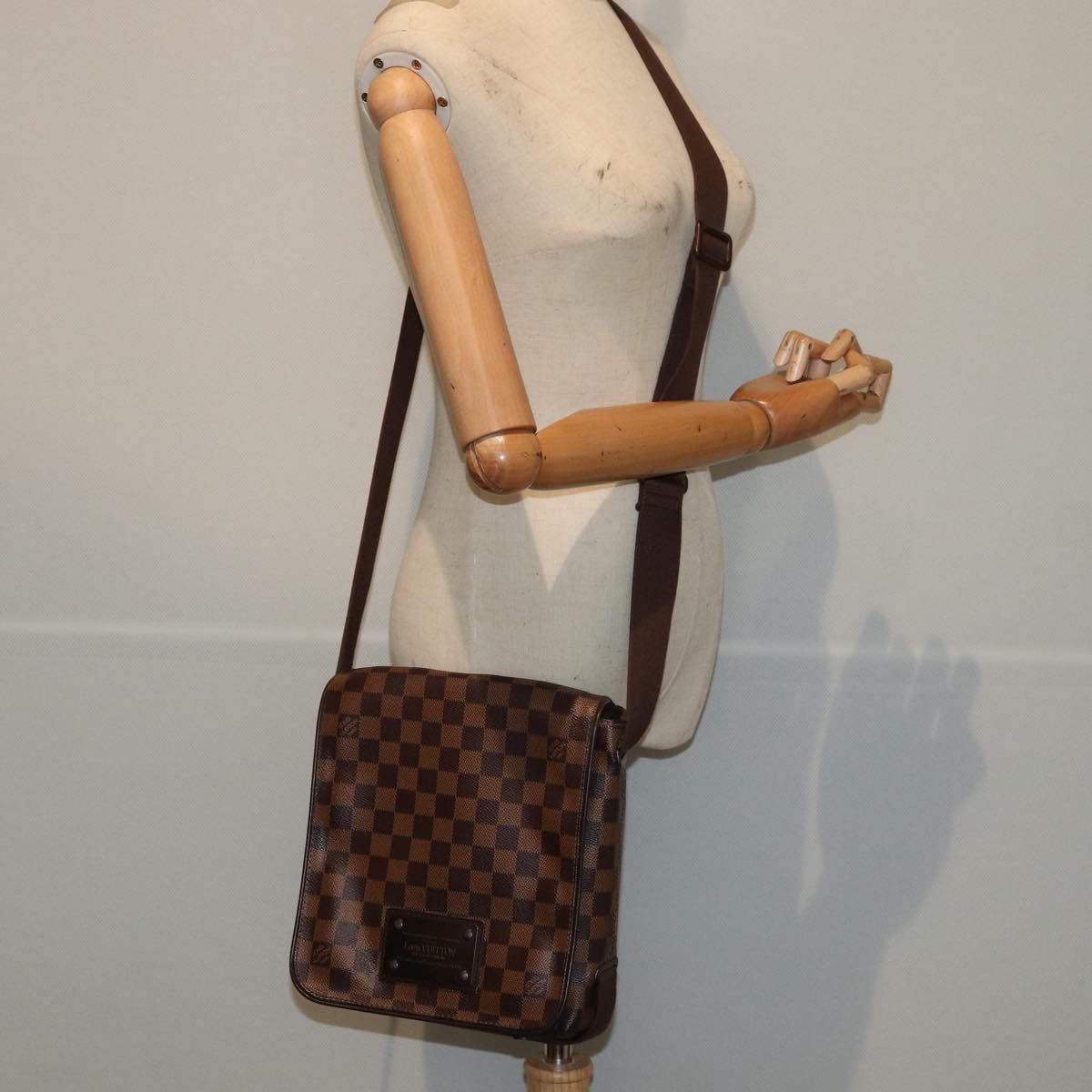 Louis Vuitton Brooklyn Brown Canvas Shoulder Bag (Pre-Owned) Size ONE SIZE - 8 Thumbnail