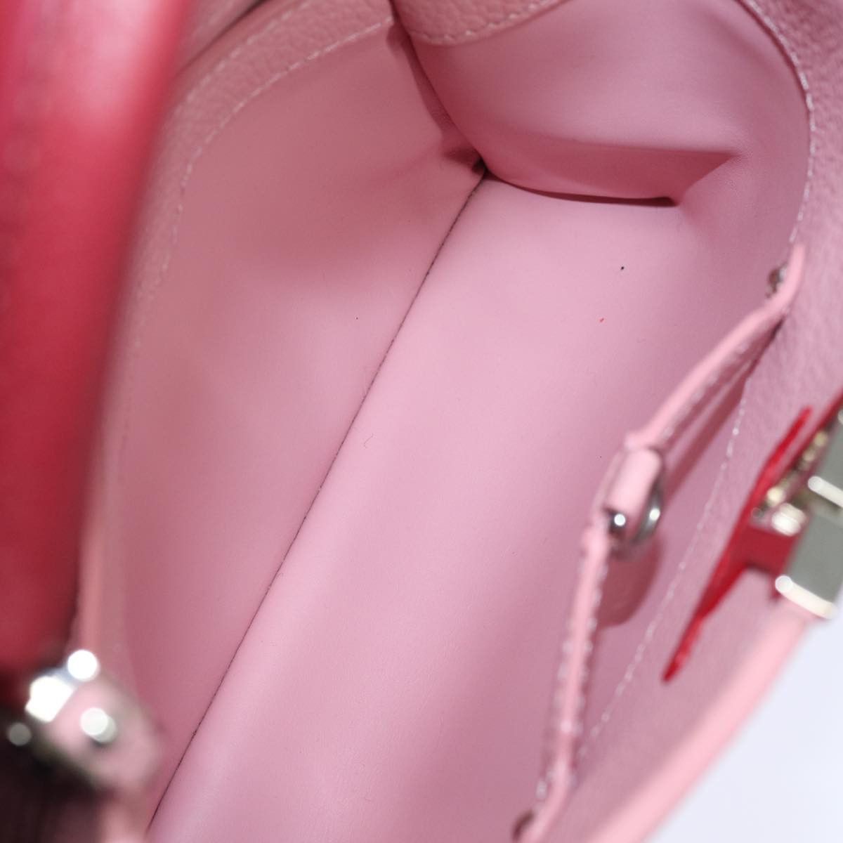 Louis Vuitton Capucines Pink Leather Handbag (Pre-Owned) Size ONE SIZE - 5 Thumbnail