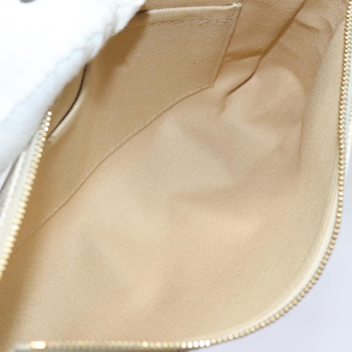 Louis Vuitton Pochette Accessoires White Canvas Clutch Bag (Pre-Owned) Size ONE SIZE - 5 Thumbnail