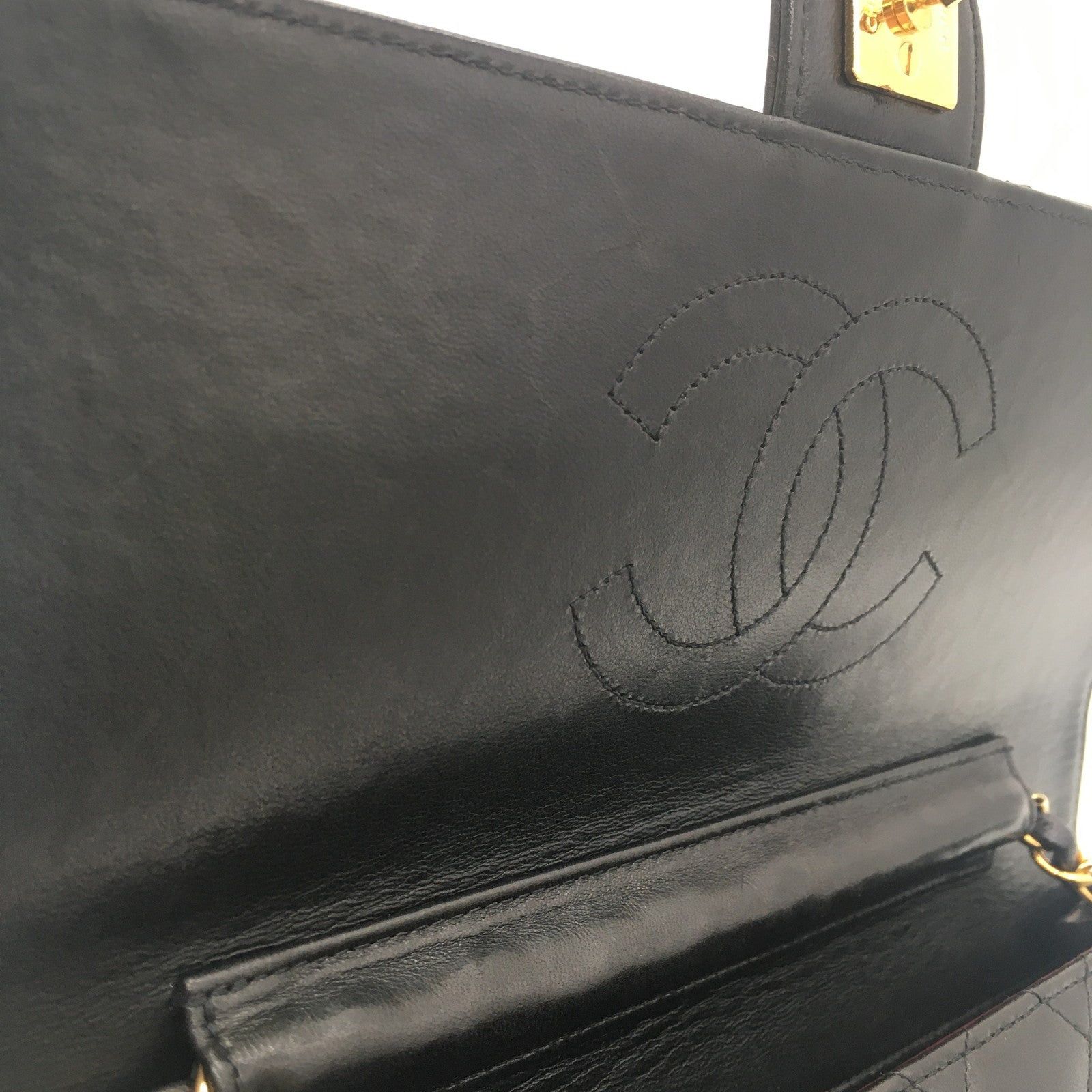 Chanel Chanel Matelasse Push Lock Chain Shoulder Bag Lambskin (Sheepskin) Black Size ONE SIZE - 8 Thumbnail