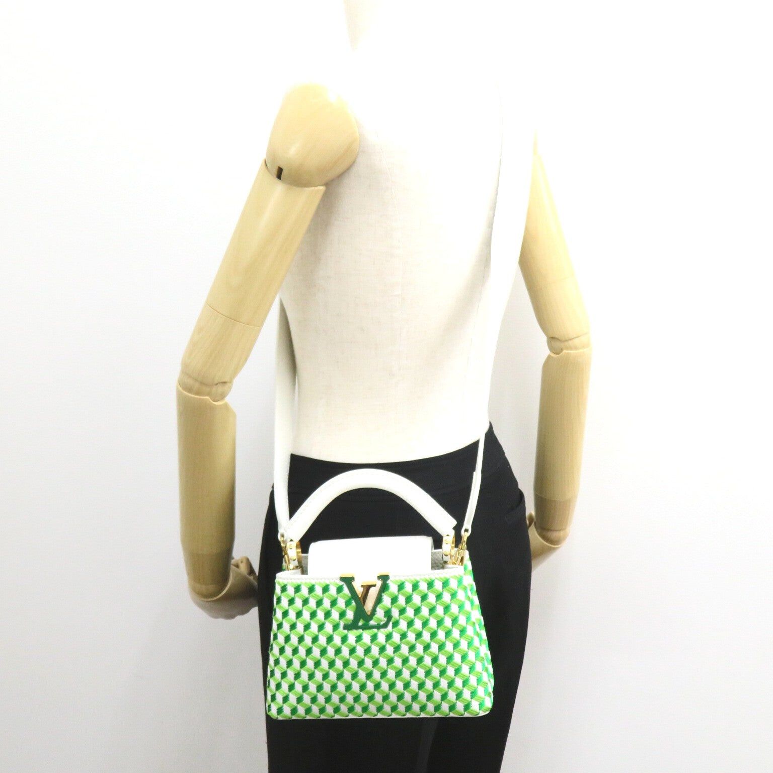 Louis Vuitton Louis Vuitton Capucines Mini Shoulder Bag Leather Taurillon White Green Bron/Vert Size ONE SIZE - 5 Thumbnail