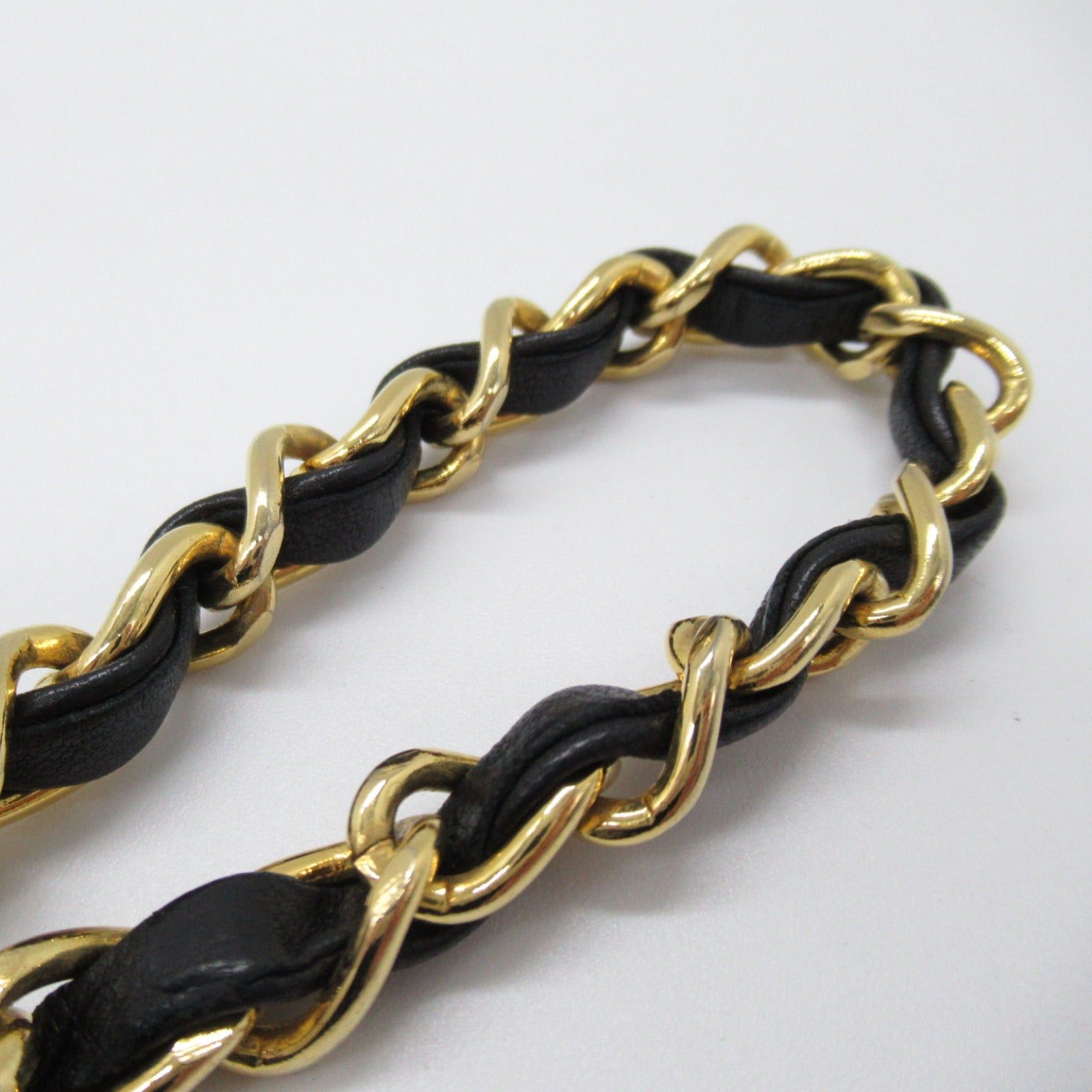Chanel Chanel Matelasse Diana Chain Shoulder Bag Lambskin (Sheepskin) Black Gold Hardware Size ONE SIZE - 11 Thumbnail