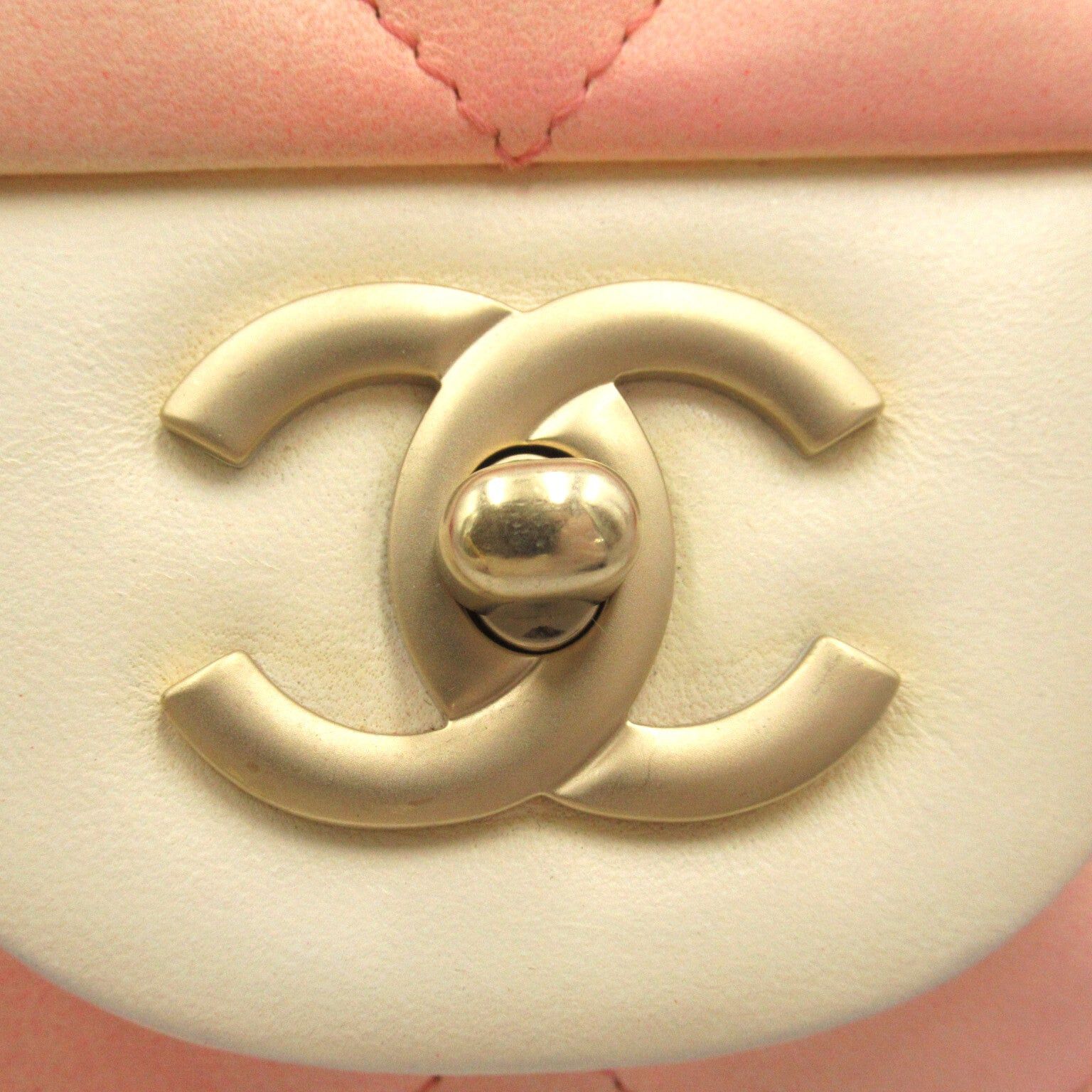 Chanel Chanel Decamatlassé Chain Shoulder Bag Leather Pink Gradient Gold Hardware Size ONE SIZE - 10 Thumbnail