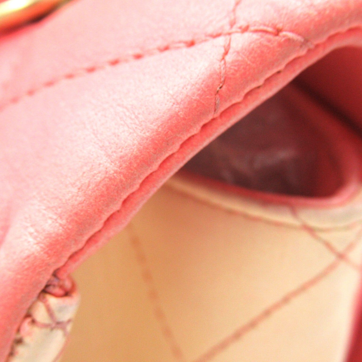 Chanel Chanel Decamatlassé Chain Shoulder Bag Leather Pink Gradient Gold Hardware Size ONE SIZE - 12 Thumbnail