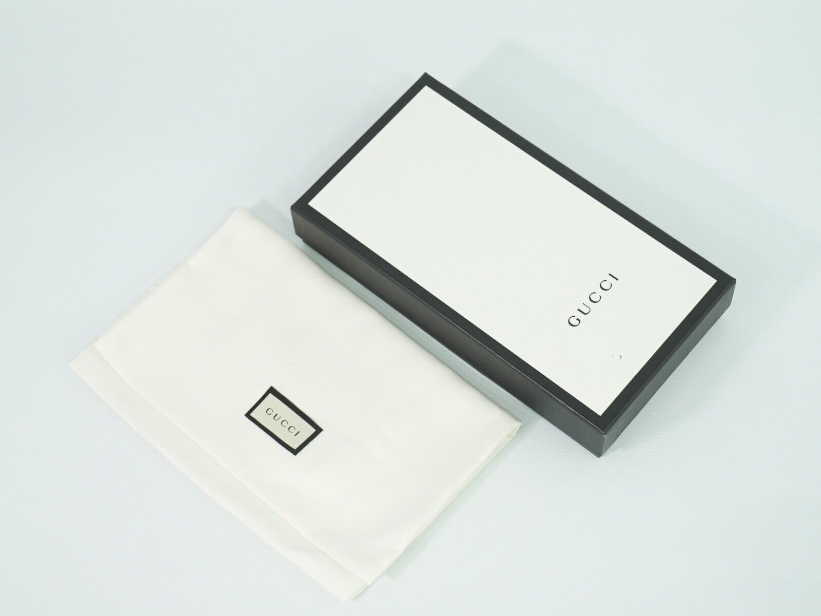 Gucci Zip Around Black Leather Wallet (Pre-Owned) Size ONE SIZE - 7 Thumbnail