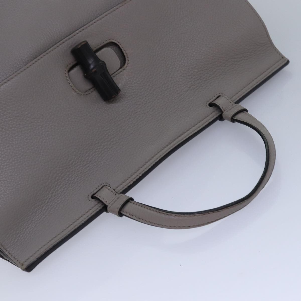 Gucci Bamboo Daily Grey Leather Handbag (Pre-Owned) Size ONE SIZE - 4 Thumbnail