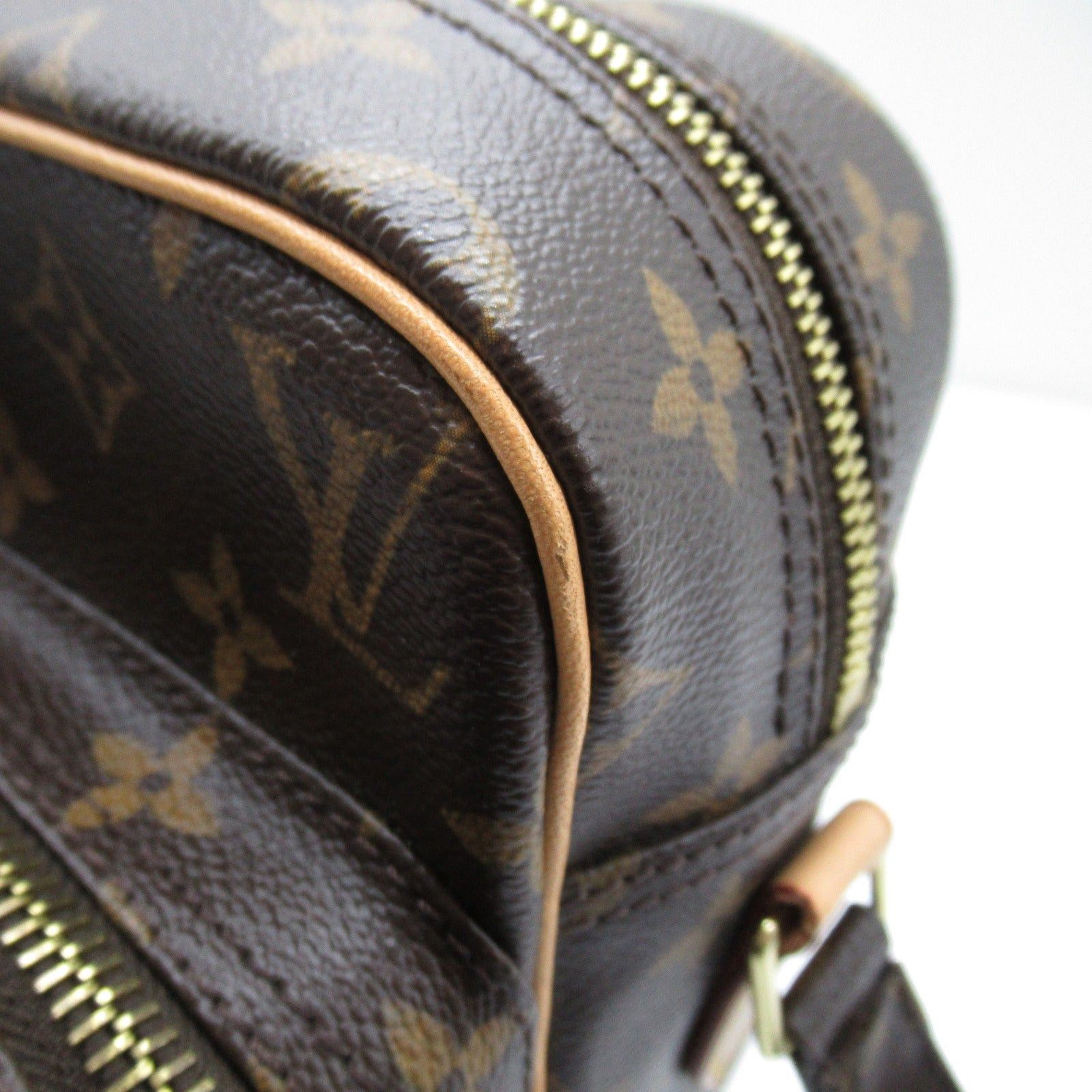 Louis Vuitton Louis Vuitton Nil Shoulder Bag Coated Canvas Monogram Brown Size ONE SIZE - 13 Thumbnail