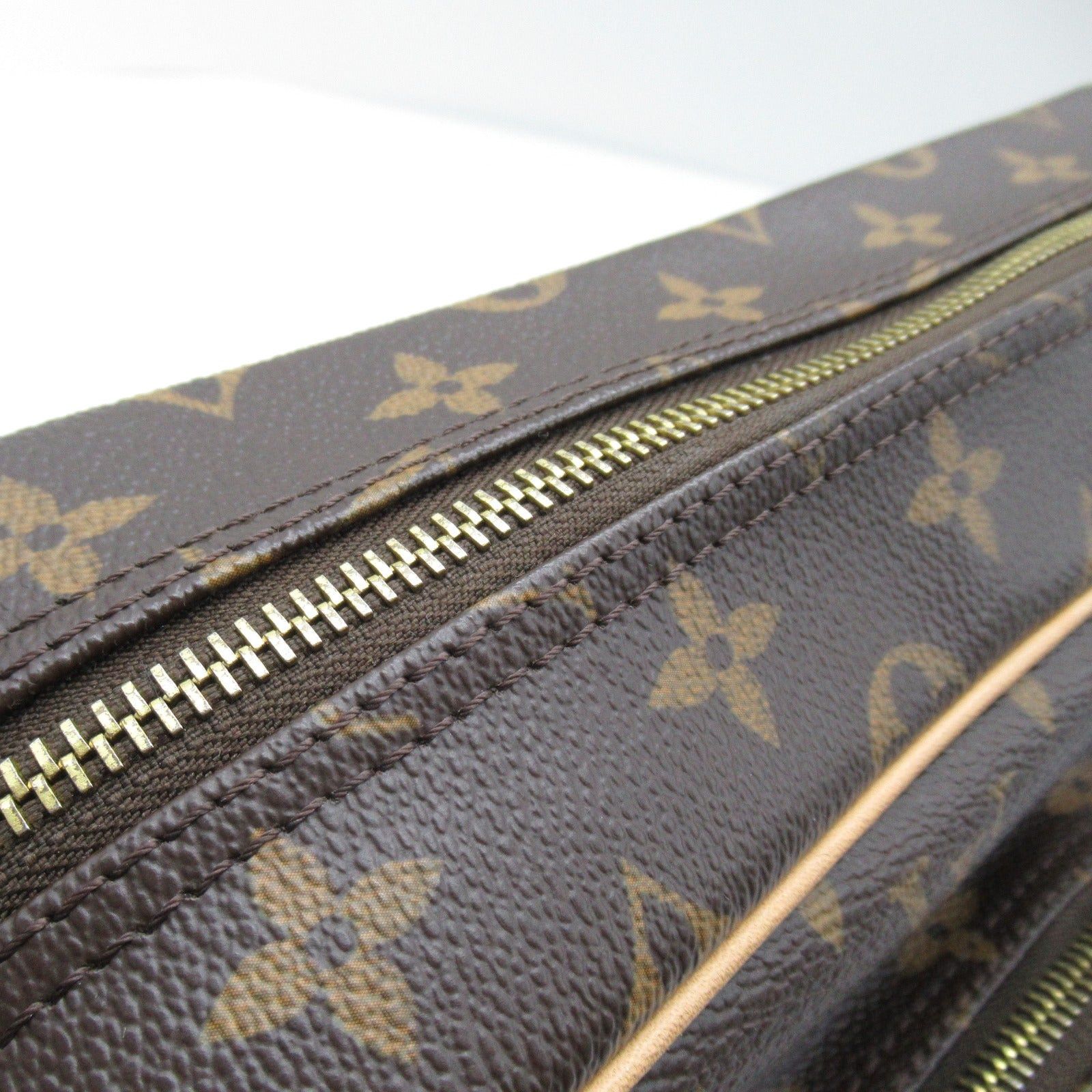 Louis Vuitton Louis Vuitton Nil Shoulder Bag Coated Canvas Monogram Brown Size ONE SIZE - 12 Thumbnail