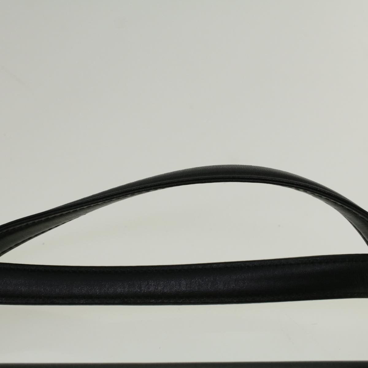 Givenchy Black Leather Handbag (Pre-Owned) Size ONE SIZE - 12 Thumbnail