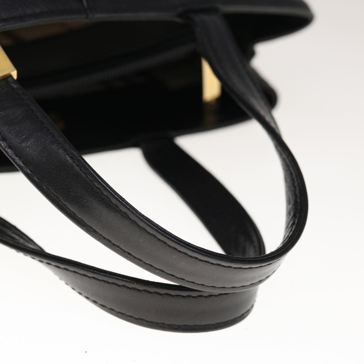 Burberry Black Leather Handbag (Pre-Owned) Size ONE SIZE - 10 Thumbnail