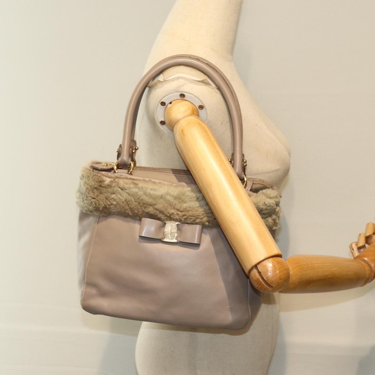Salvatore Ferragamo Pink Leather Handbag (Pre-Owned) Size ONE SIZE - 6 Thumbnail