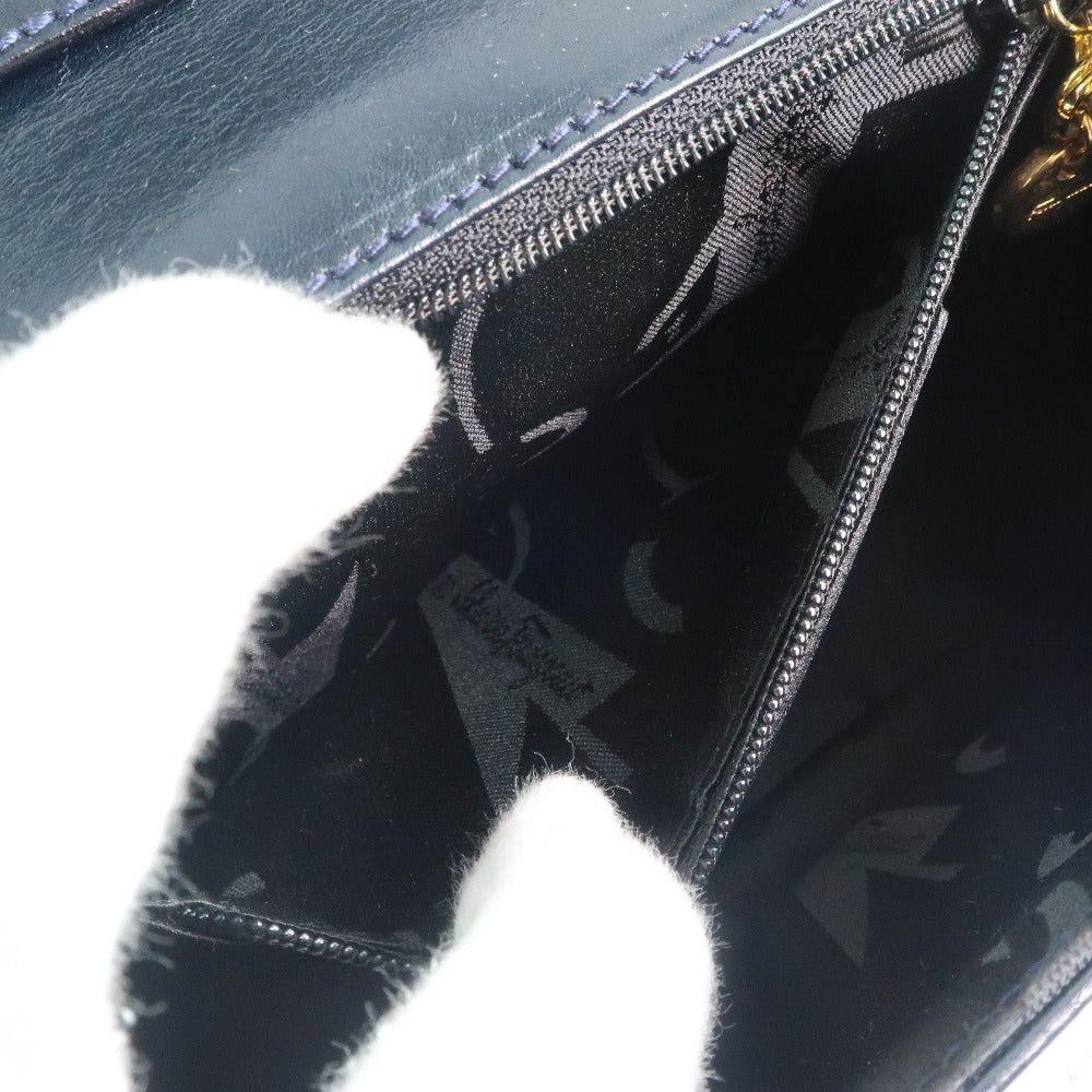 Salvatore Ferragamo Vara Black Leather Shoulder Bag (Pre-Owned) Size ONE SIZE - 2 Thumbnail