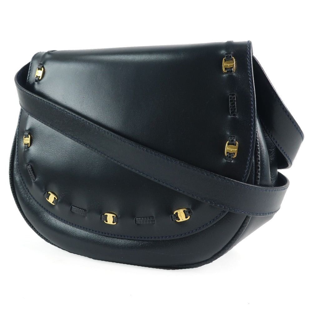 Salvatore Ferragamo Vara Black Leather Shoulder Bag (Pre-Owned) Size ONE SIZE - 8 Thumbnail
