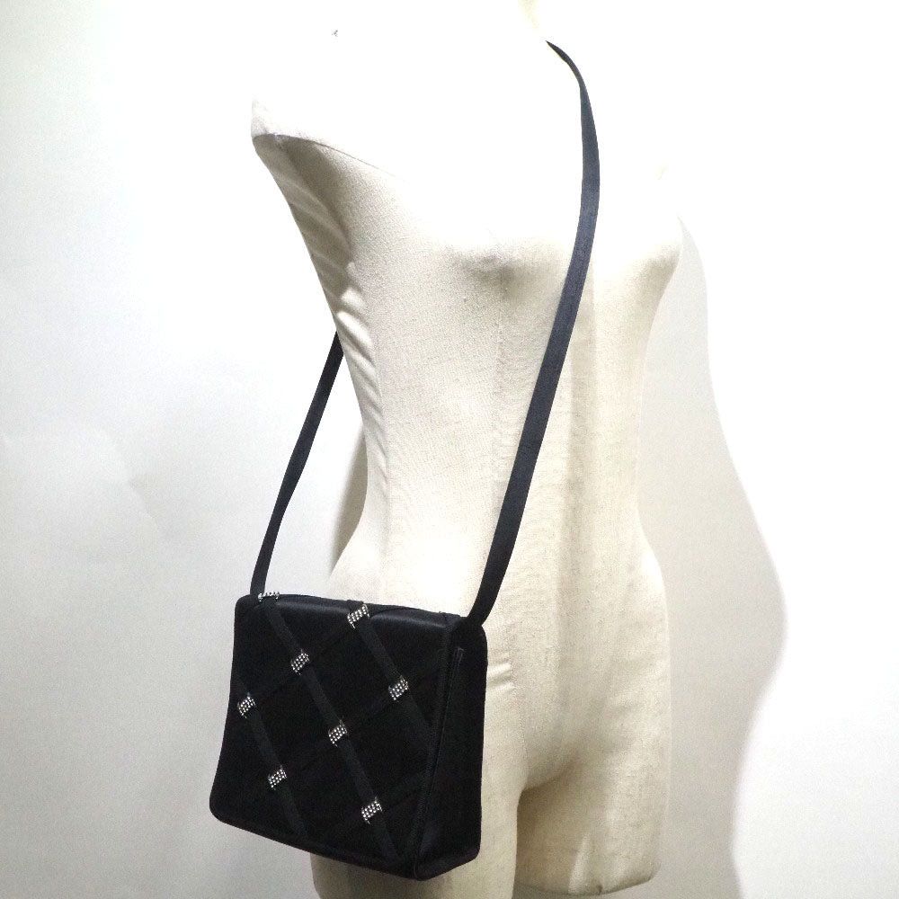 Salvatore Ferragamo Black Synthetic Shoulder Bag (Pre-Owned) Size ONE SIZE - 6 Thumbnail