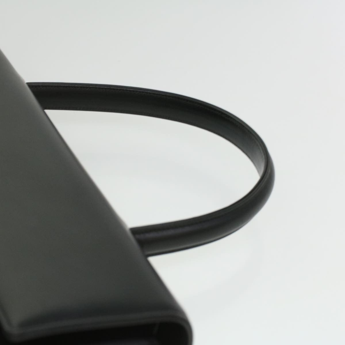 Givenchy Black Leather Shoulder Bag (Pre-Owned) Size ONE SIZE - 7 Thumbnail