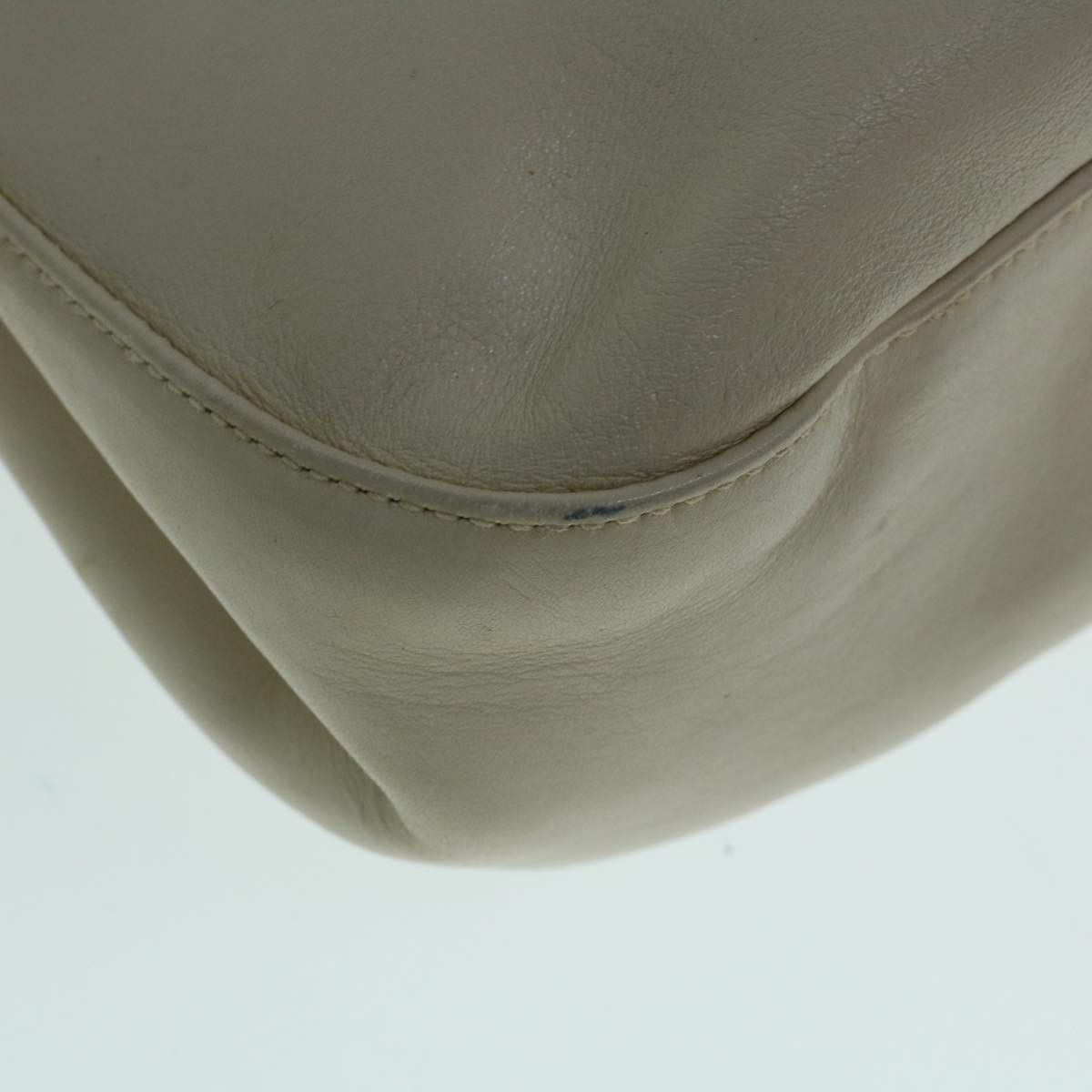 Bally Beige Leather Shoulder Bag (Pre-Owned) Size ONE SIZE - 13 Thumbnail
