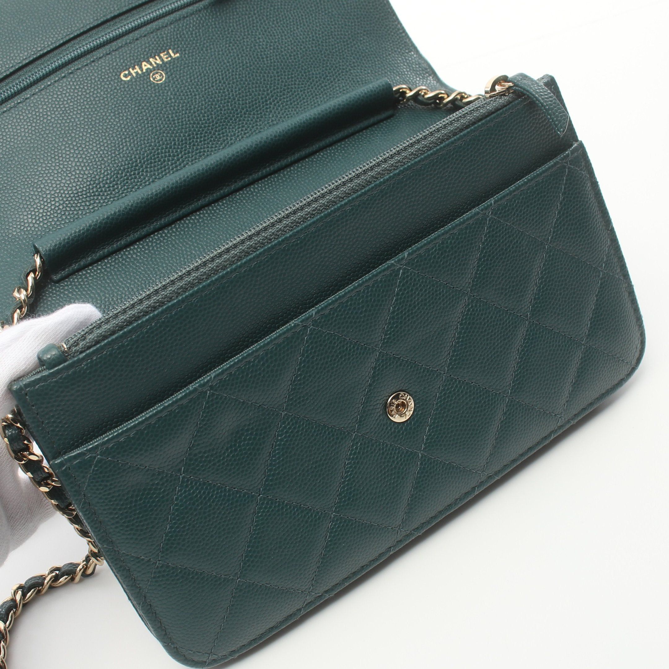 Chanel Chanel Matelasse Chain Wallet Caviar Skin Dark Green Gold Hardware Size ONE SIZE - 5 Thumbnail