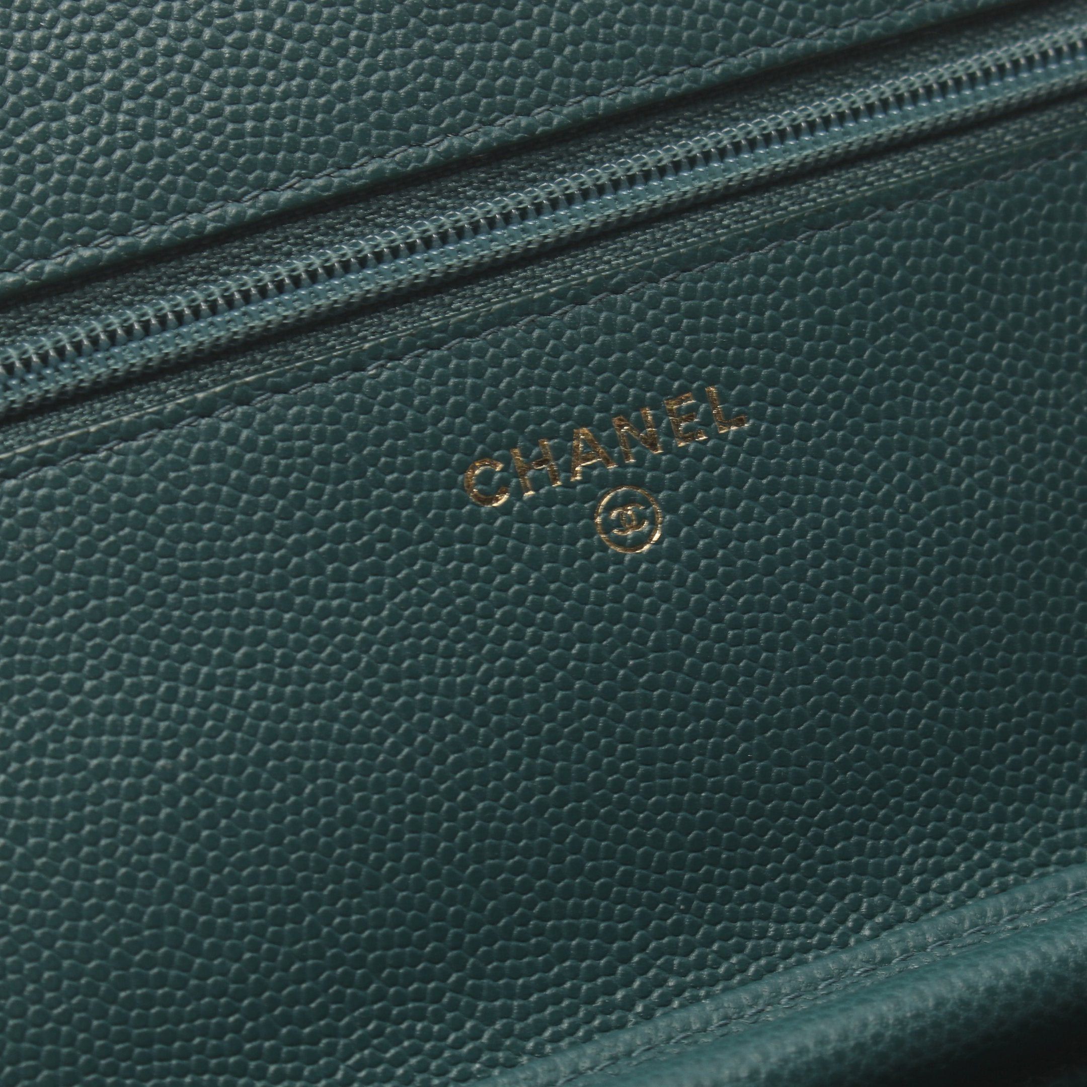 Chanel Chanel Matelasse Chain Wallet Caviar Skin Dark Green Gold Hardware Size ONE SIZE - 4 Thumbnail