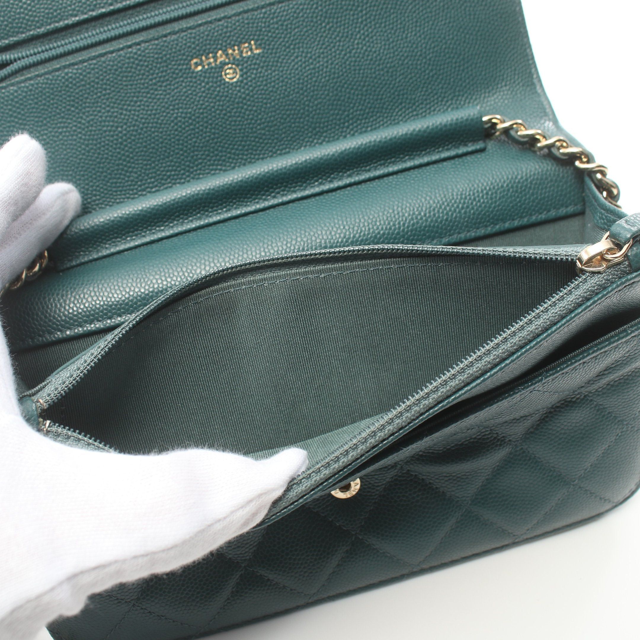 Chanel Chanel Matelasse Chain Wallet Caviar Skin Dark Green Gold Hardware Size ONE SIZE - 6 Thumbnail