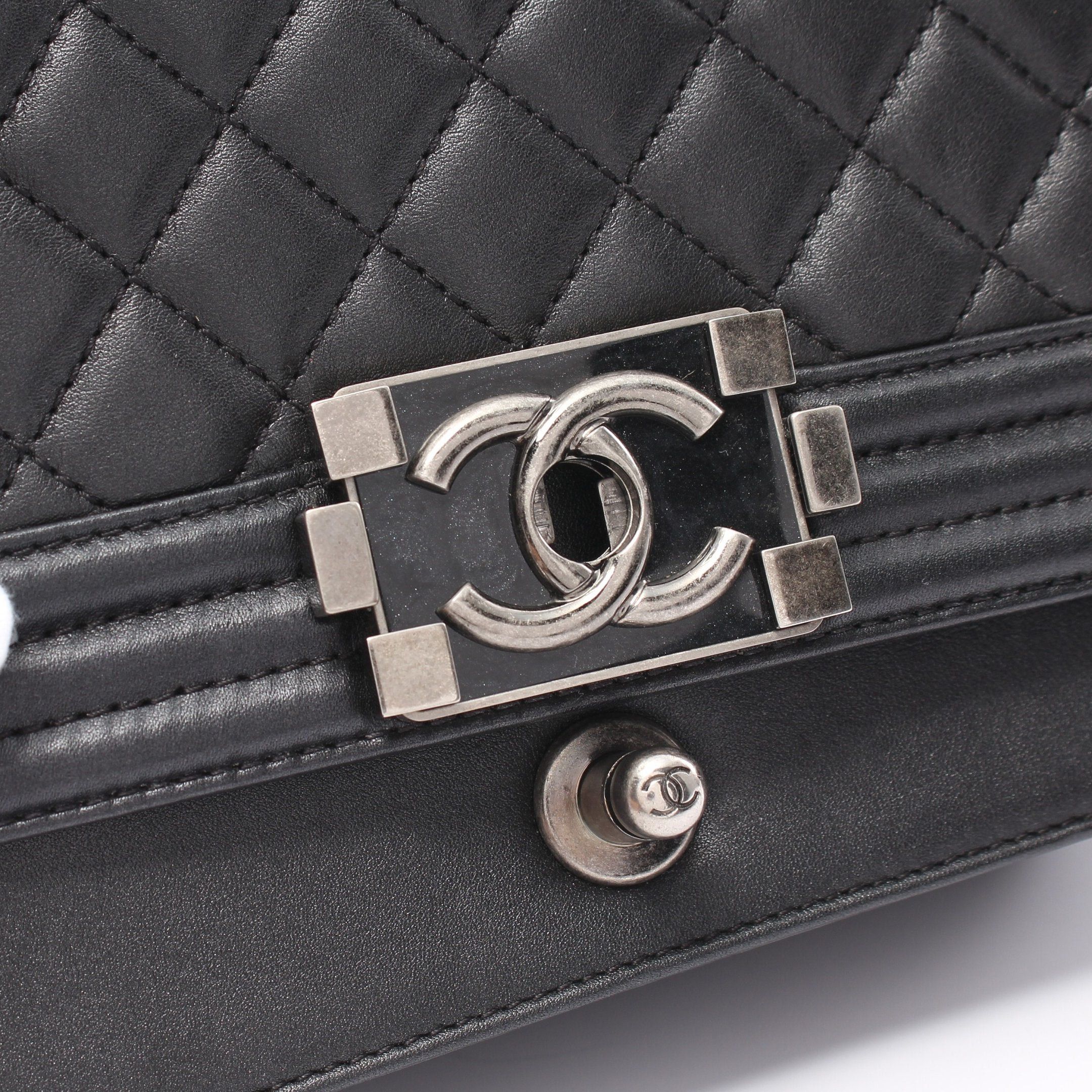 Chanel Chanel Boy Chanel Chain Shoulder Bag Lambskin Black Silver Hardware Size ONE SIZE - 5 Thumbnail